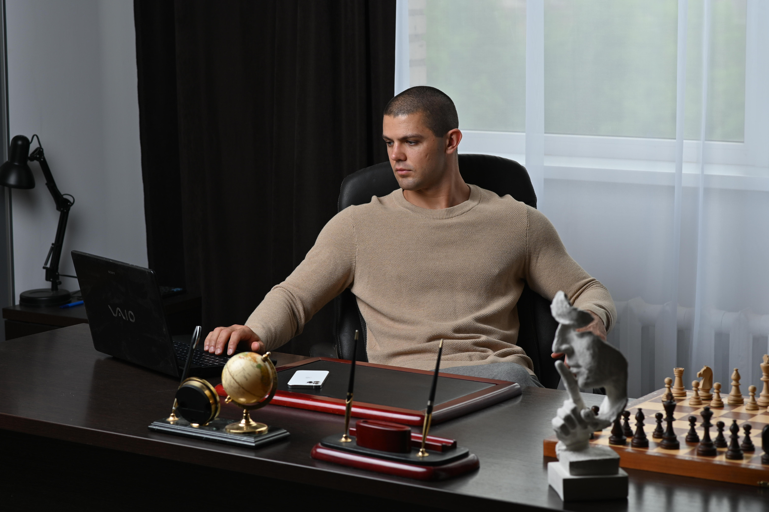 Мужские портреты в Туле. Портретный, семейный, свадебный фотограф. Бизнес, контент съёмка. Тула