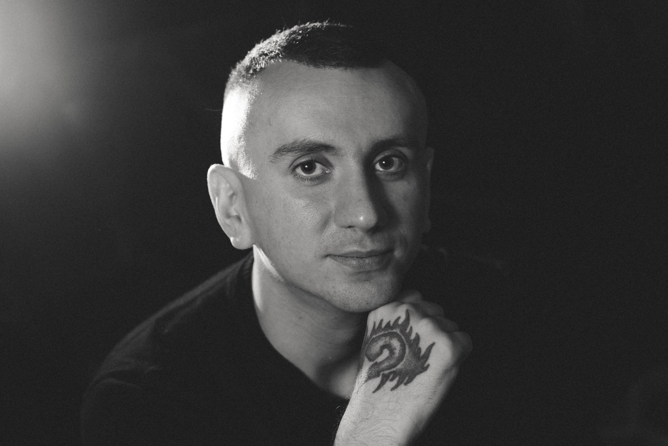 Чб портреты в Туле. Портретный, семейный, свадебный фотограф. Бизнес, контент съёмка. Тула