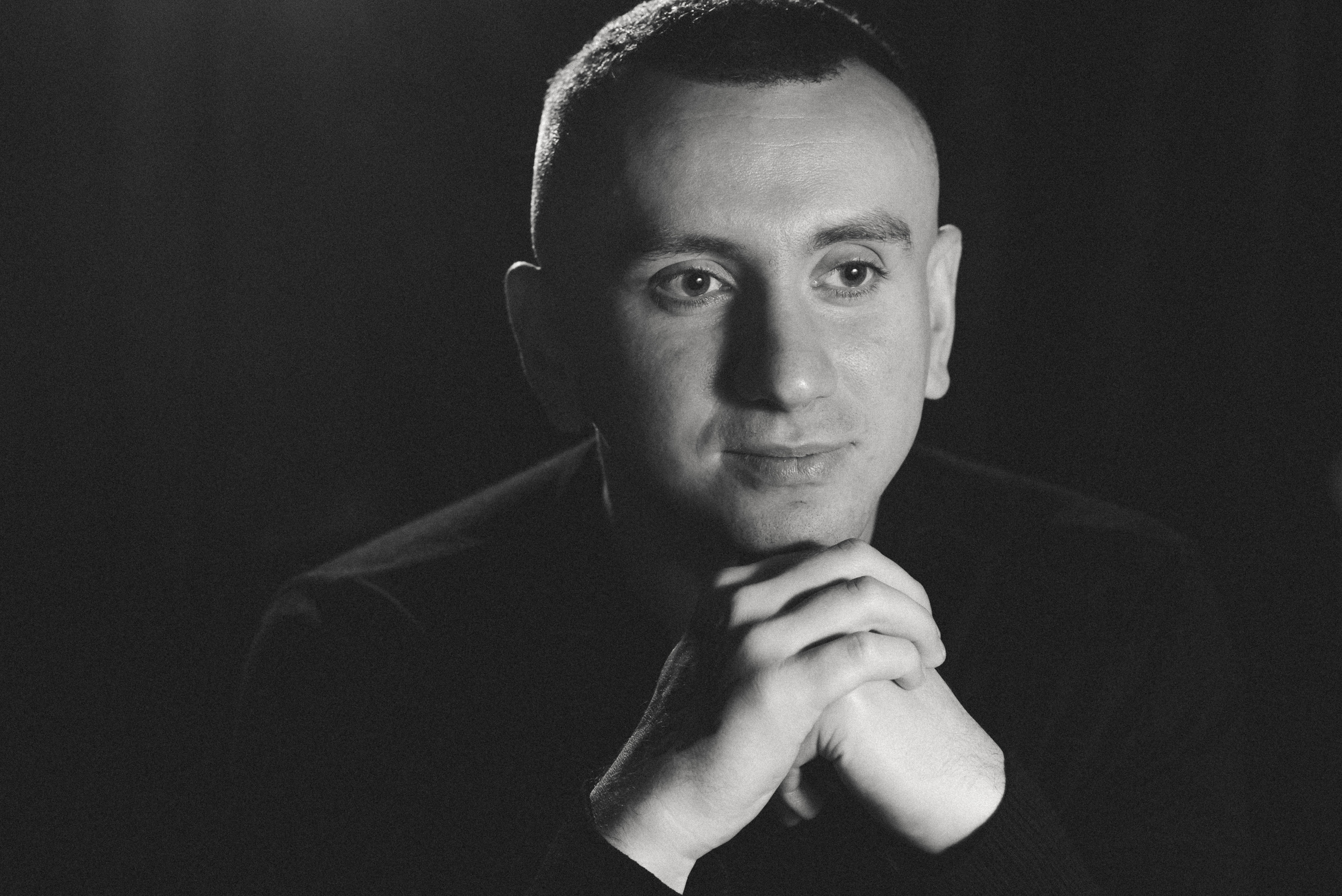 Чб портреты в Туле. Портретный, семейный, свадебный фотограф. Бизнес, контент съёмка. Тула