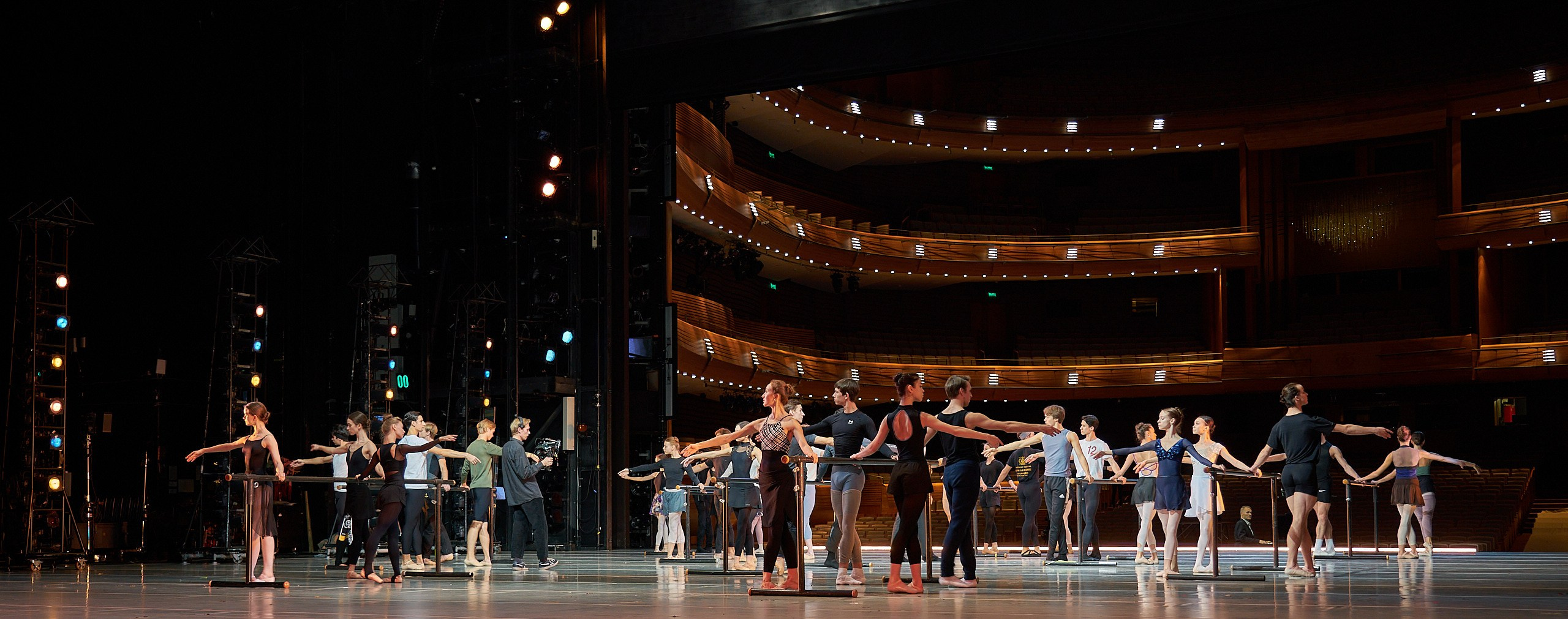 Отзывы. Театральный фотограф в Санкт-Петербурге Александр Нефф