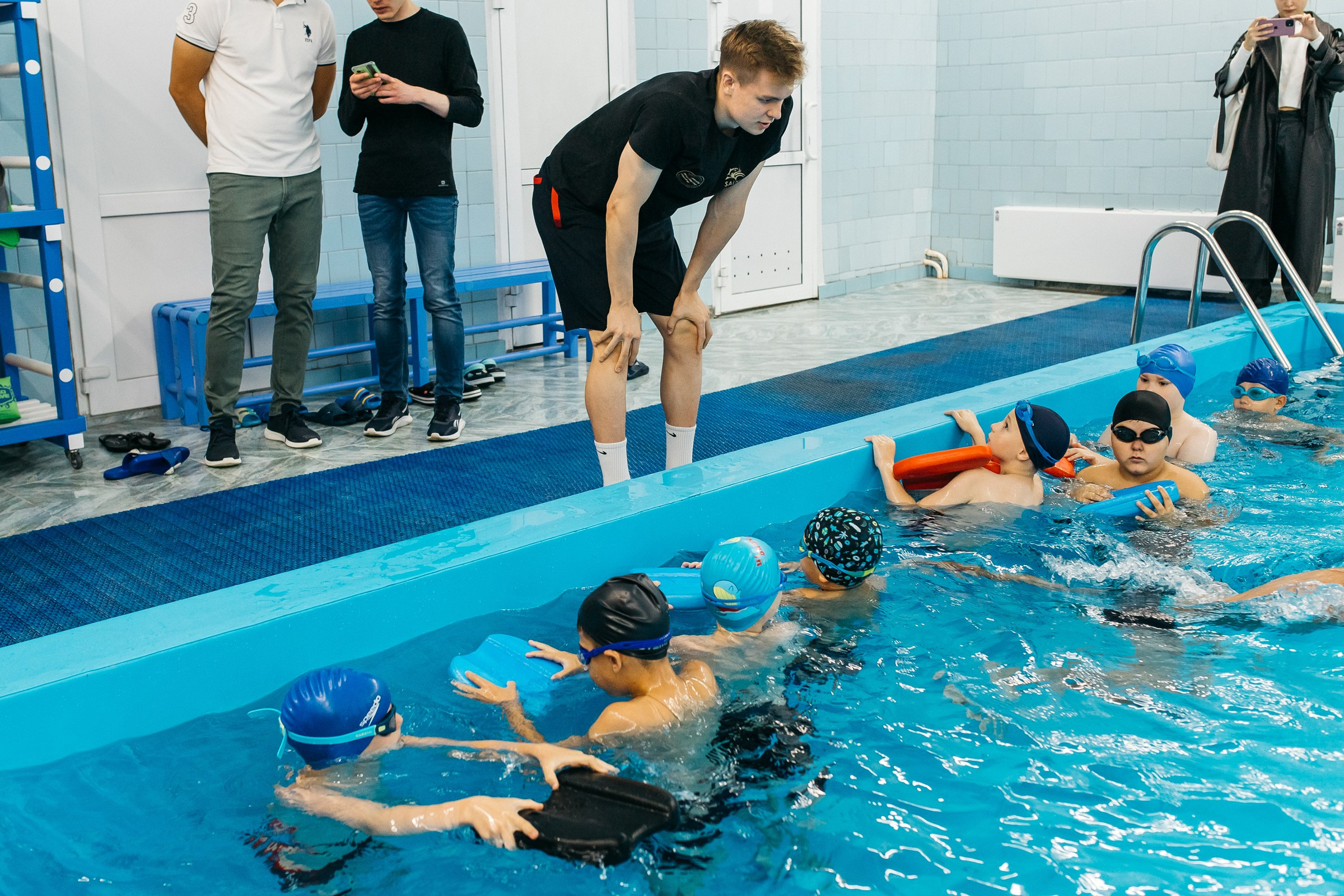 Открытие бассейна