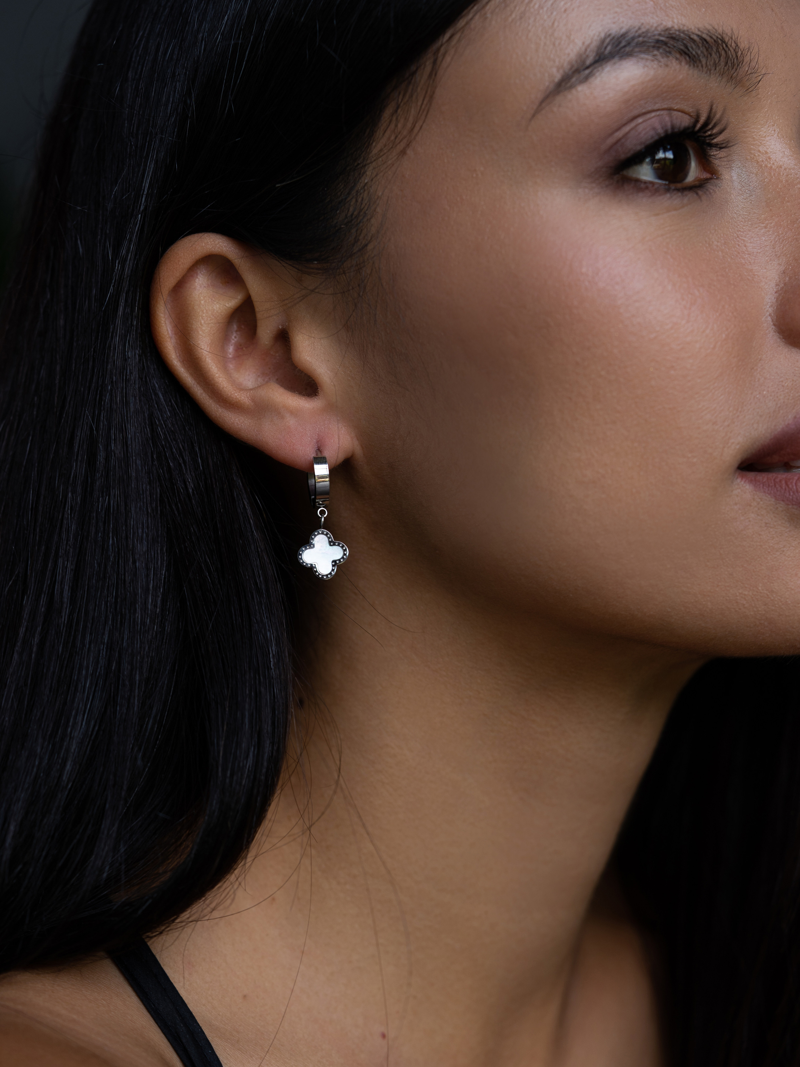 Съемка украшений для маркетплейса. Портретный фотограф в Москве Анастасия Шагирова