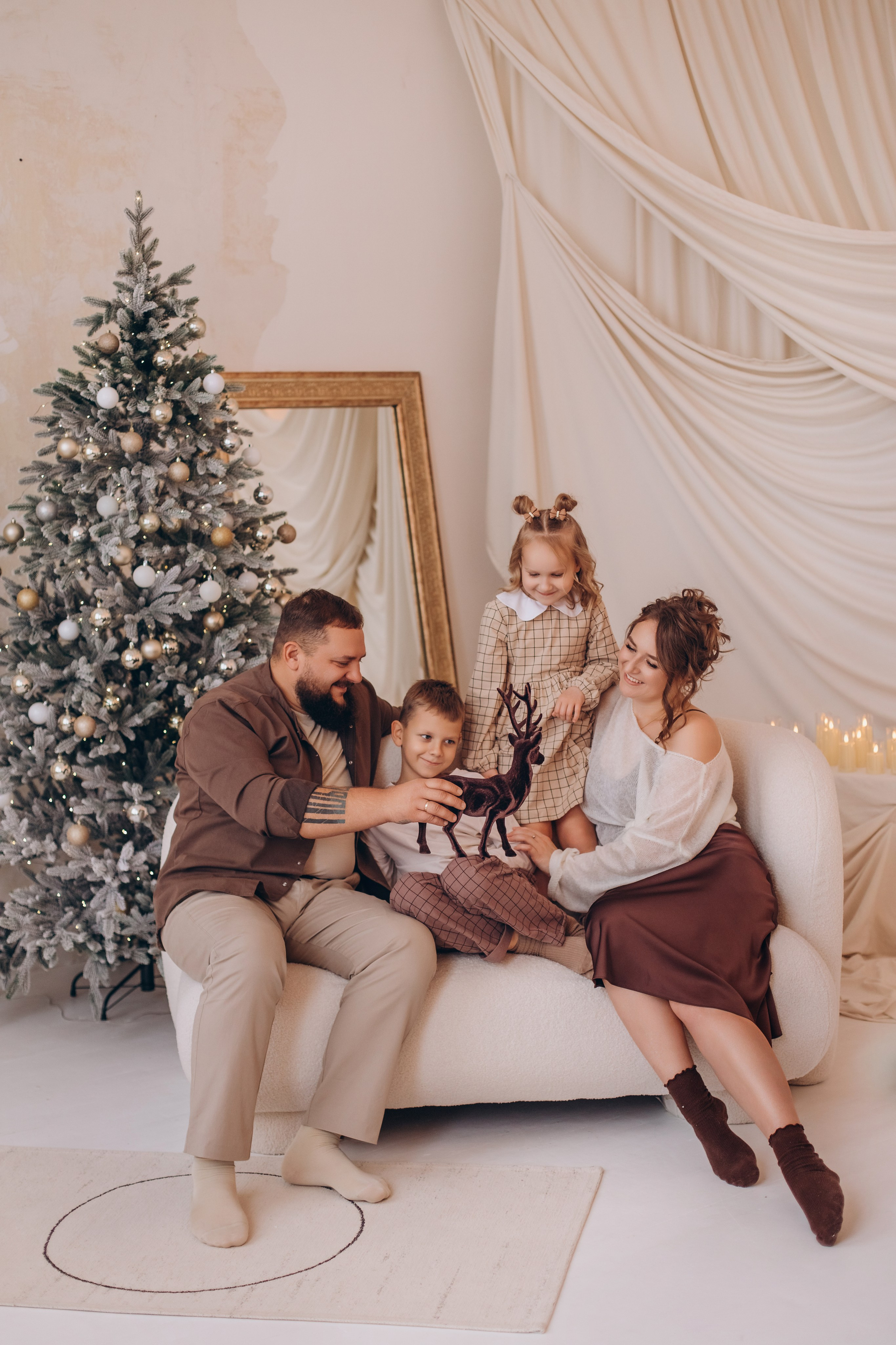 Новогодняя история для семьи Тищенко. Валентина Удалая — семейный и портретный фотограф в Брянске