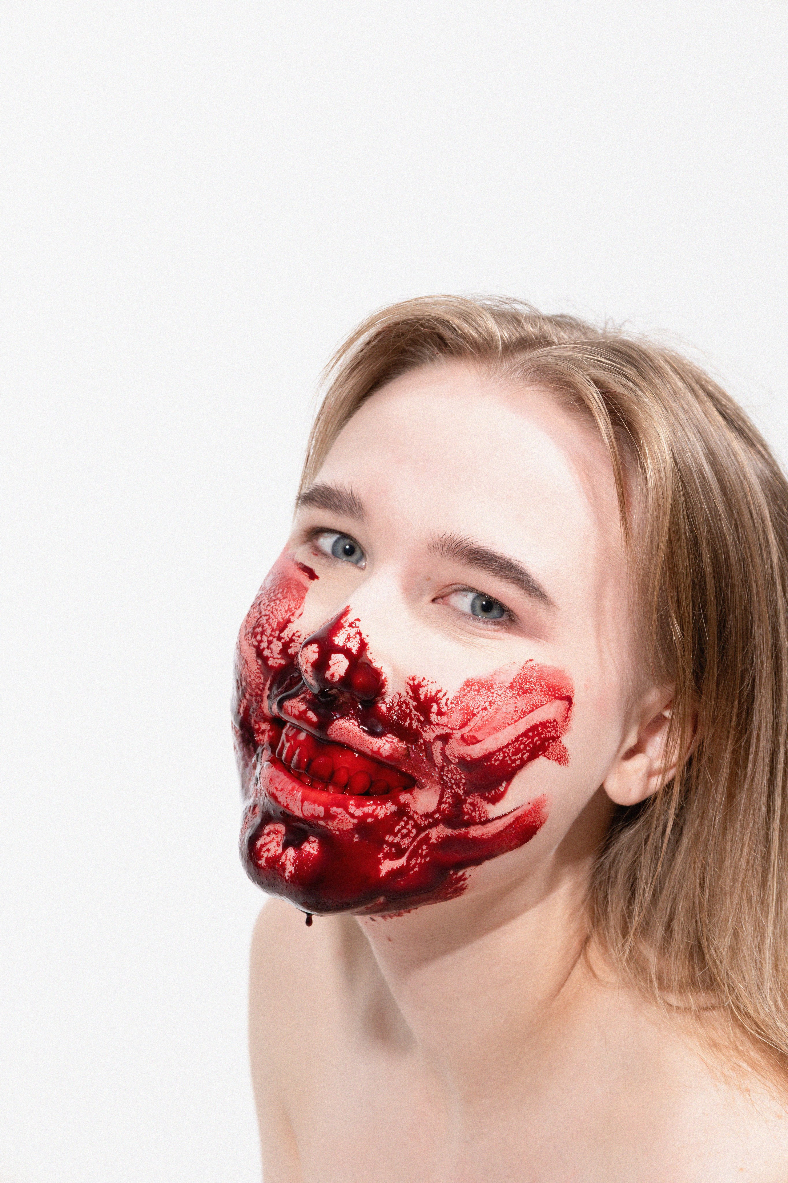 Bloody ann. Фото-художник