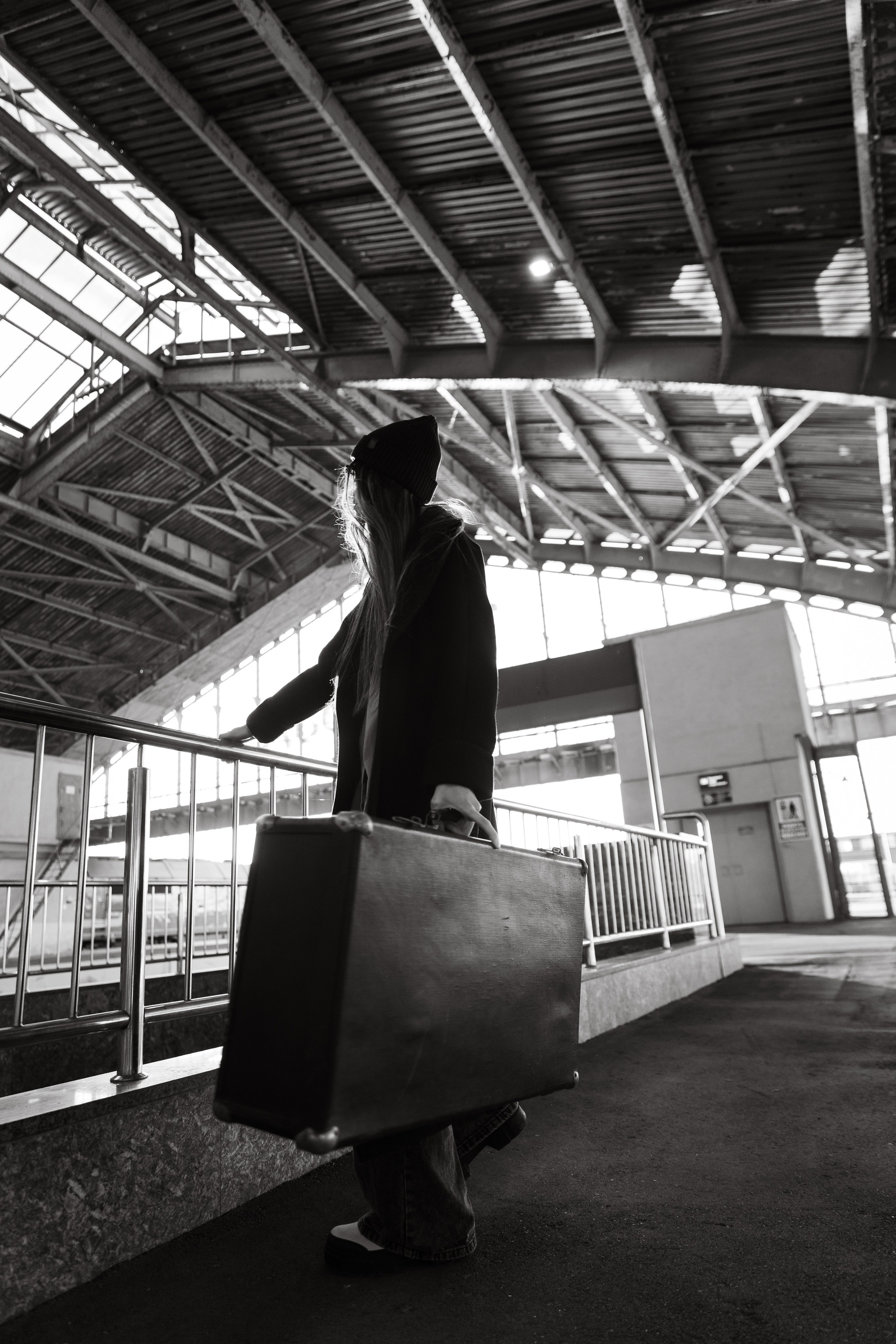 Дина / Южный вокзал. Фотограф Калининград Илья Миллер