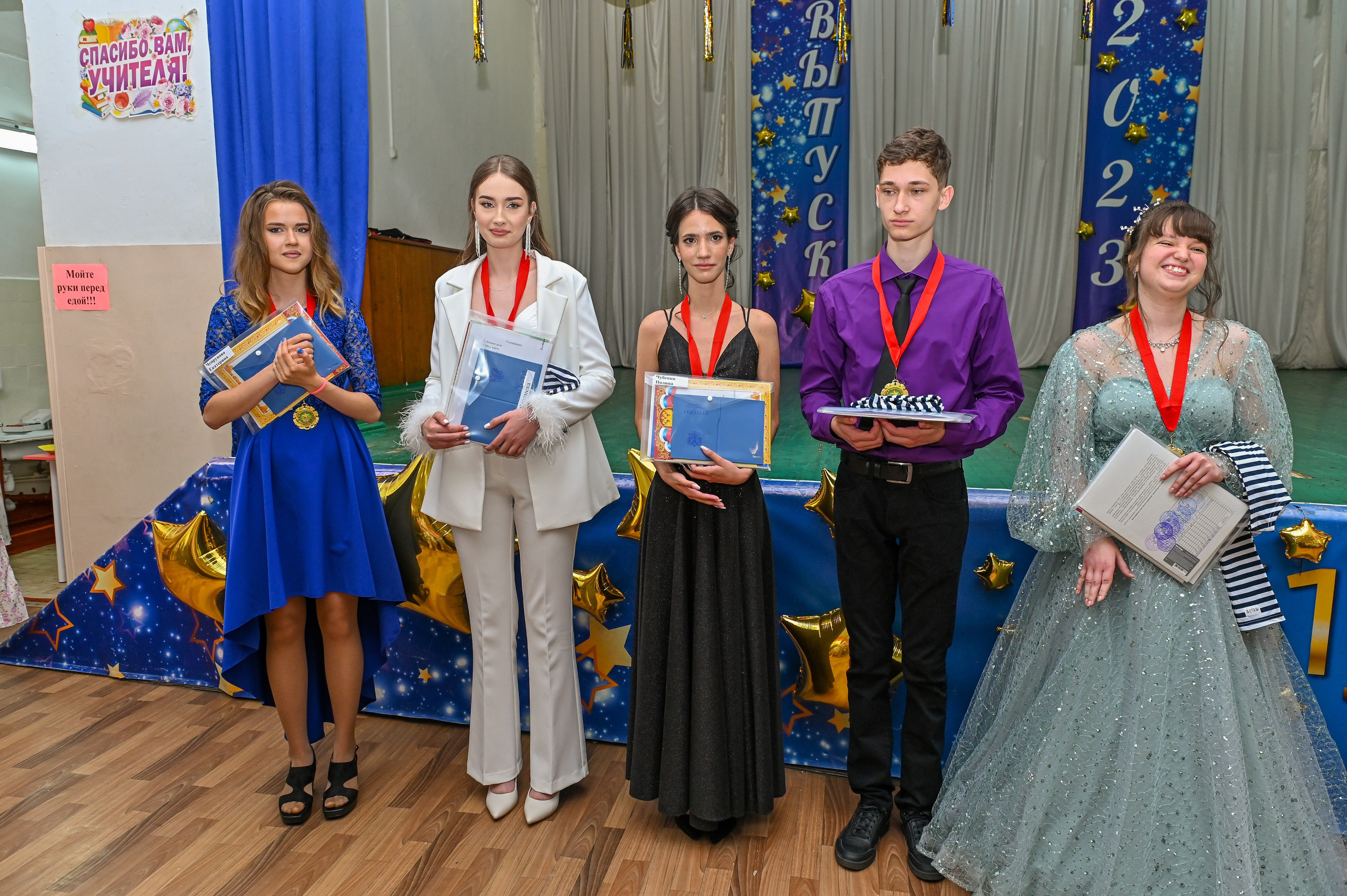 Выпускной 61 школа. Семейный и свадебный фотограф во Владивостоке