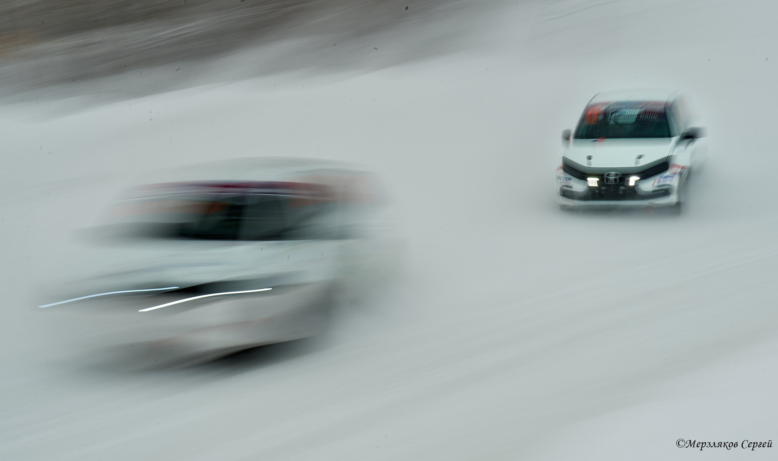 Трековые автогонки на льду Чемпионат России. Спортивный репортажный фотограф в Ижевске Сергей Мерзляков