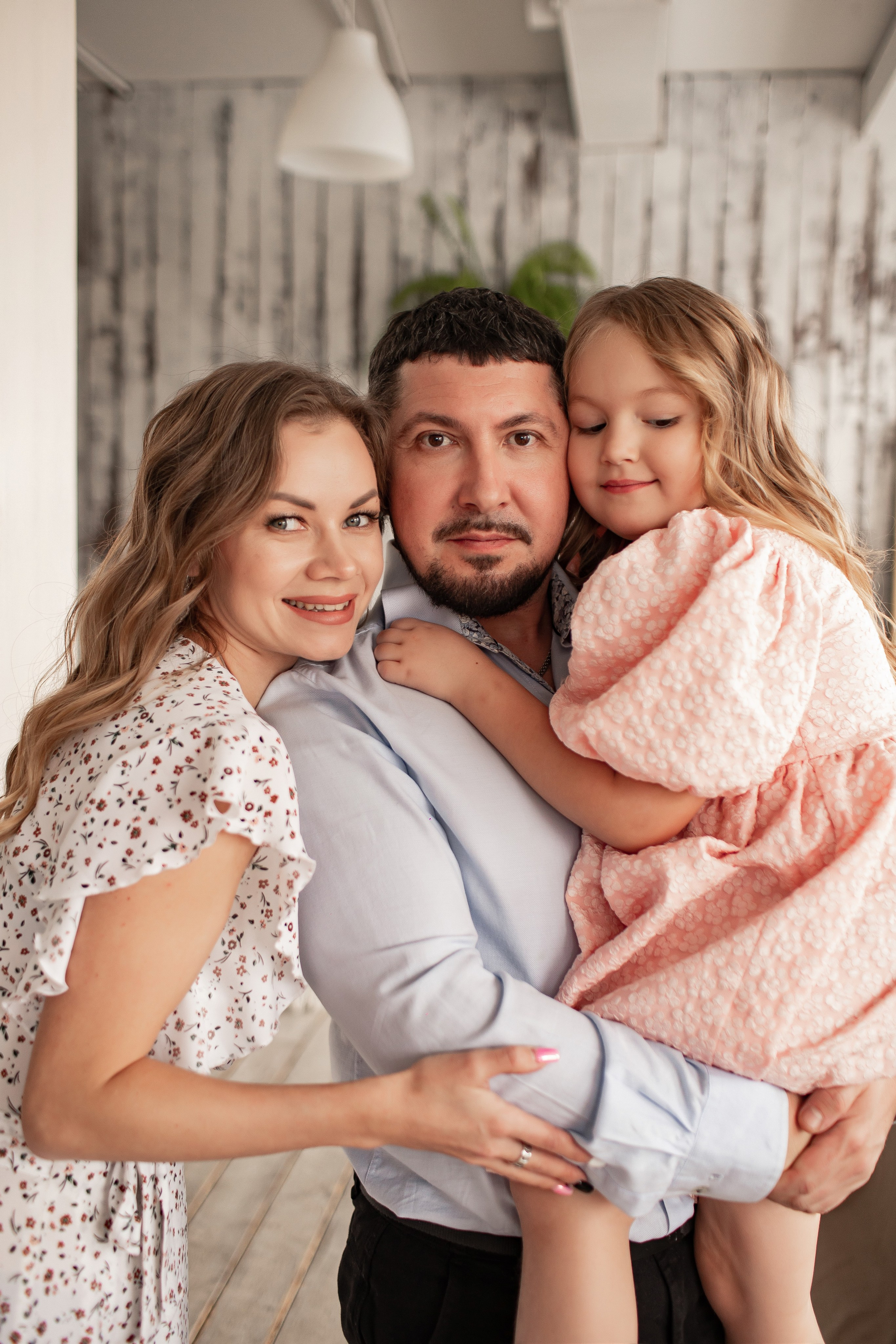 Серго и его семья. Семейная съемка — это красивый способ признаться своей семье в любви