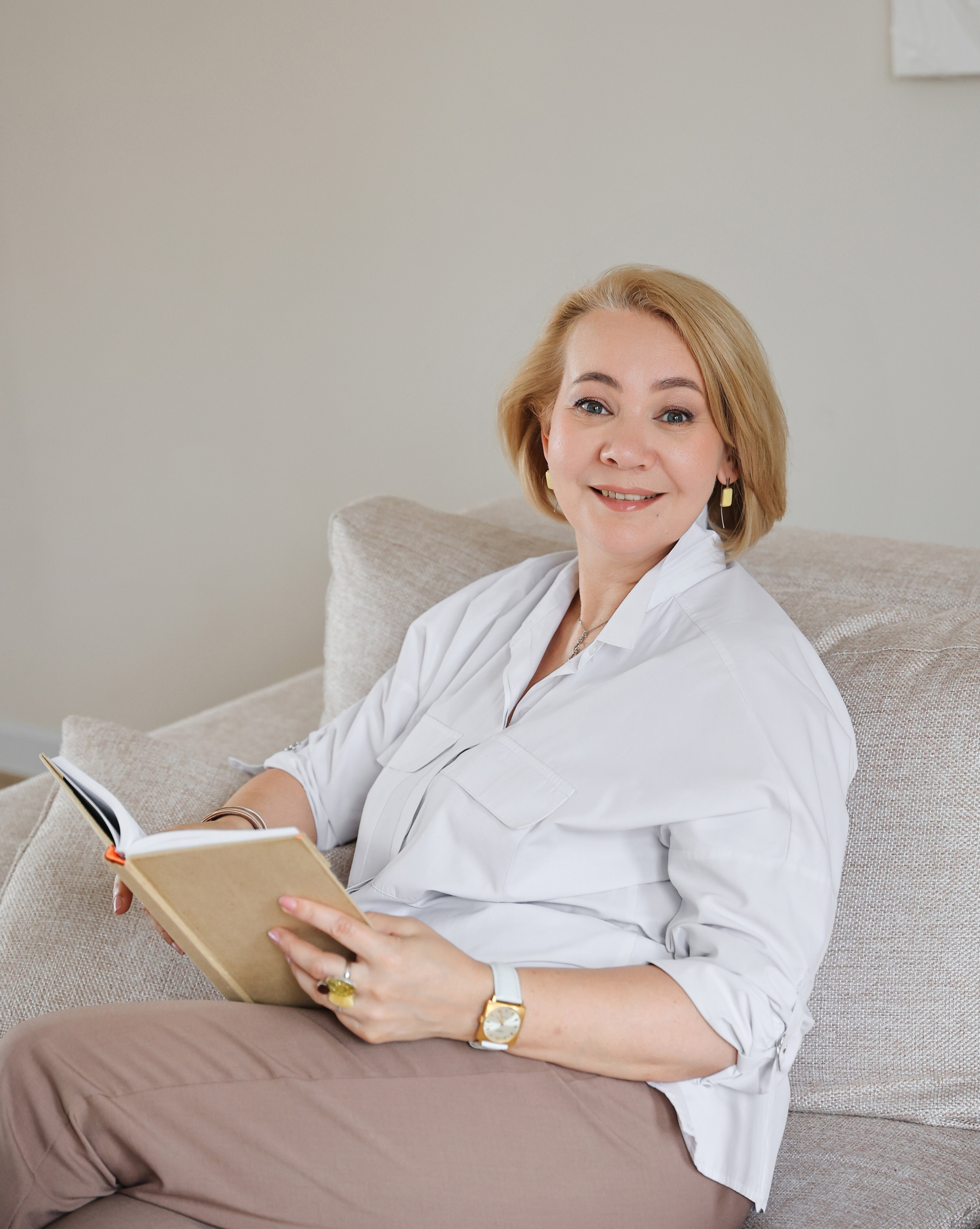 Женский деловой портрет. Марина Соколова. Контентный и семейный фотограф г. Красноярск