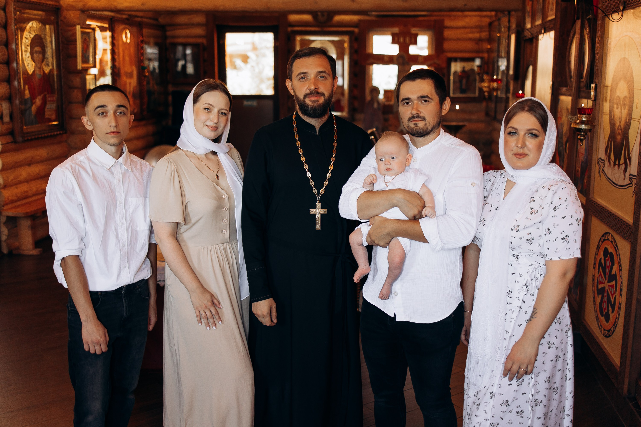 Таинство Крещения Михаила. Семейный фотограф в Краснодаре Храмова Анна