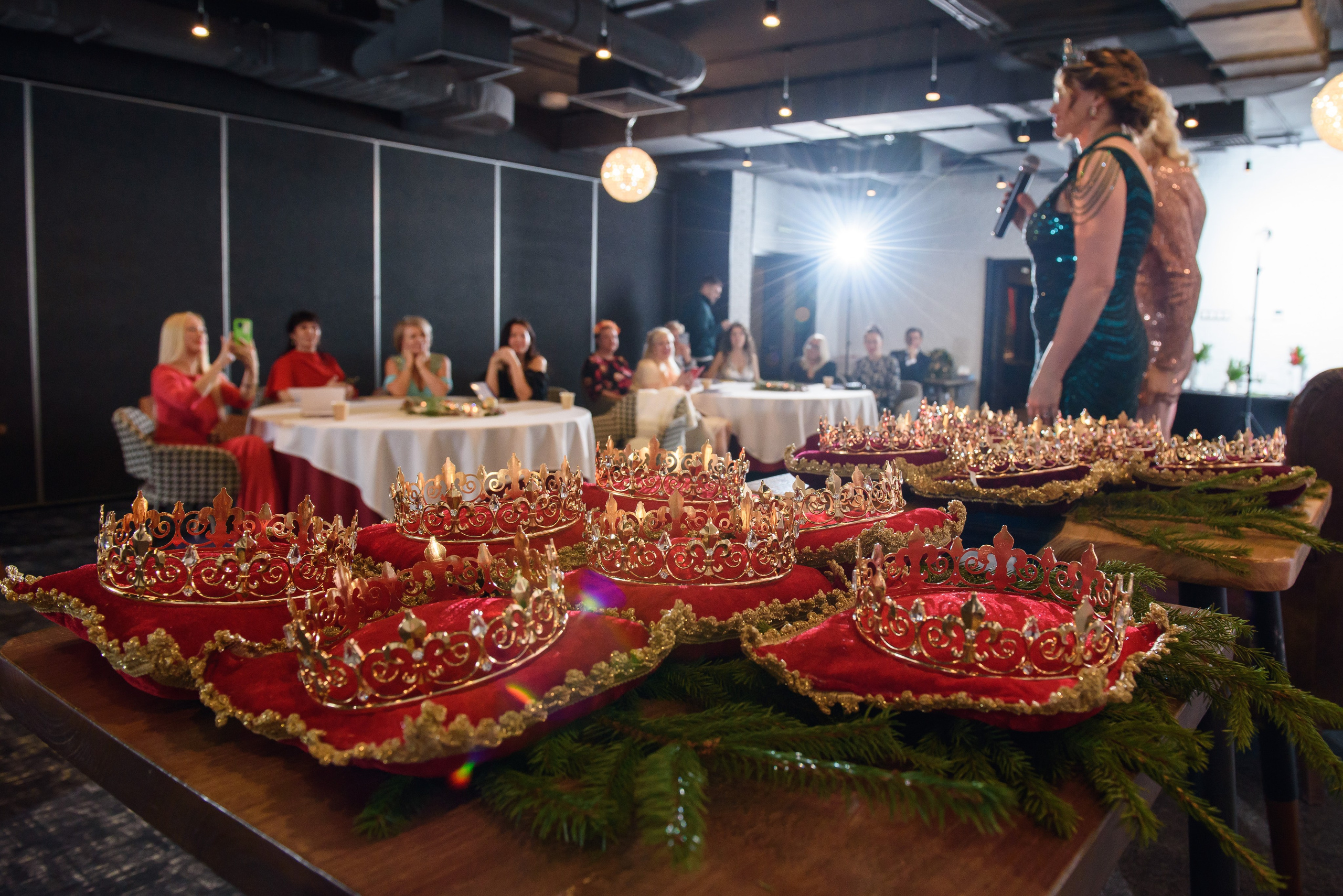 «Коронация». Бренд-фотограф для экспертов и блогеров в Москве Влада Горбовская