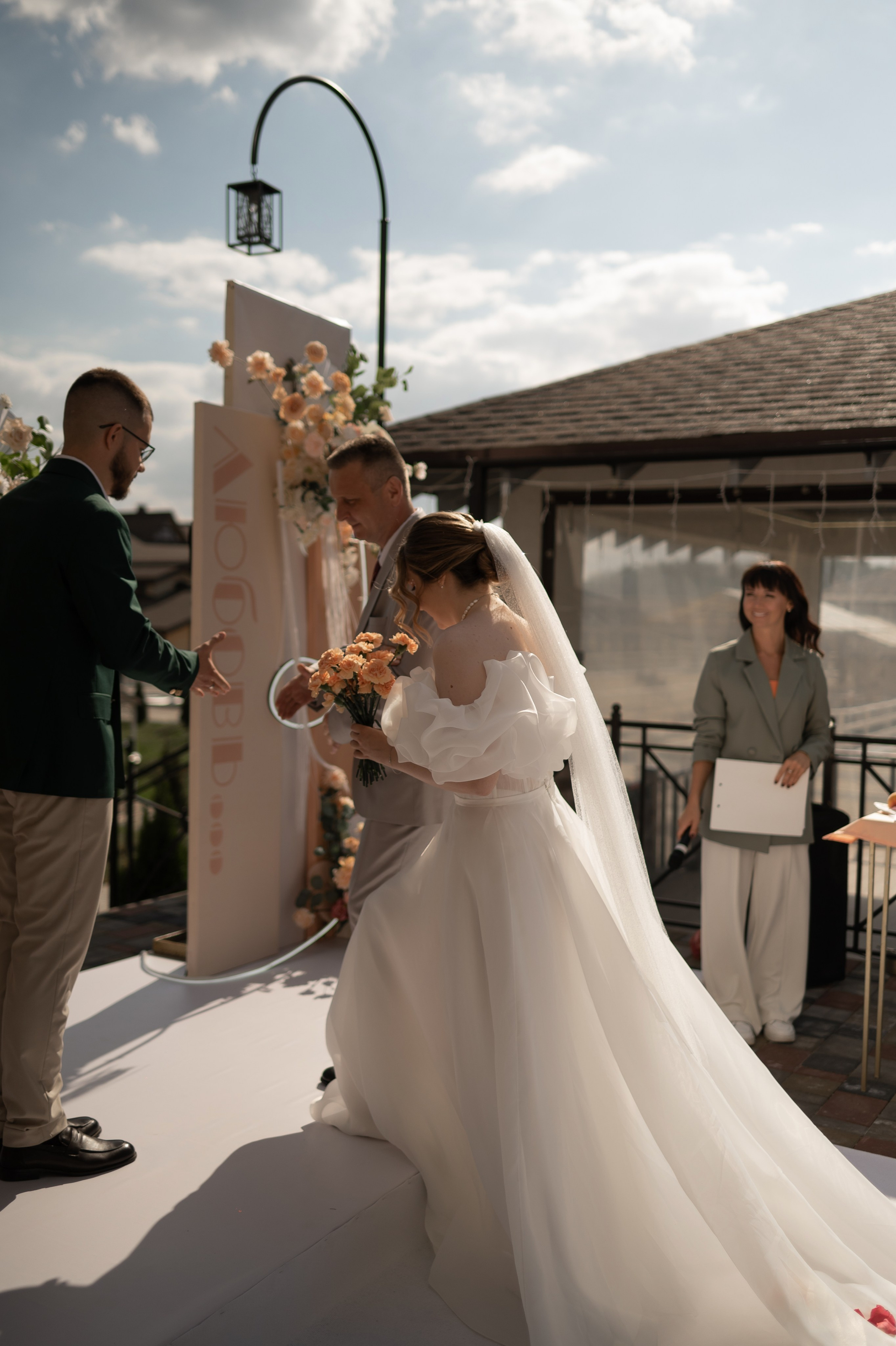 Свадебное торжество в ресторане «За Поводом». Ярослава Ерина — свадебный фотограф в Москве