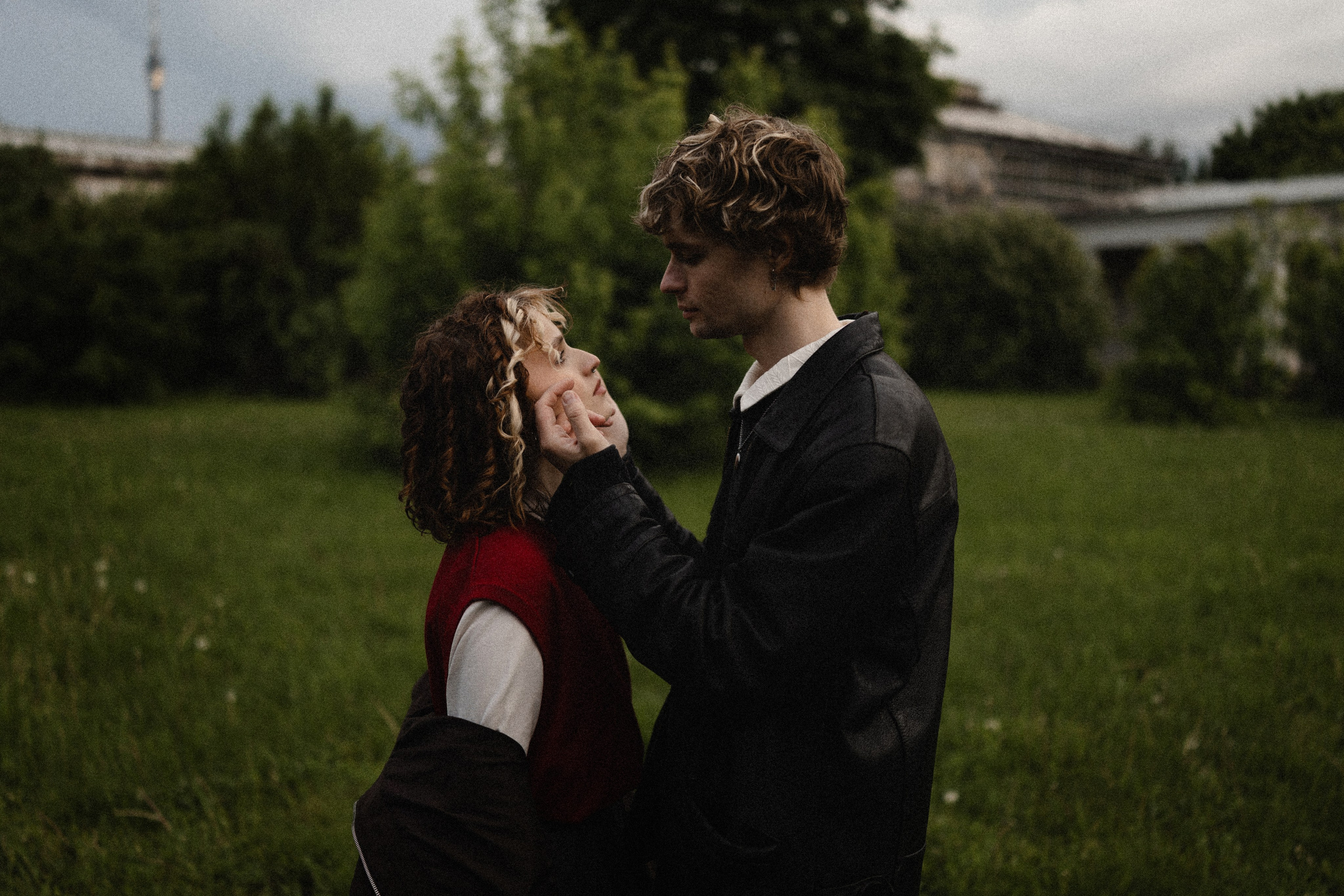Цветы и любовь. Юлия Анисимова — свадебный и семейный фотограф в Санкт-Петербурге