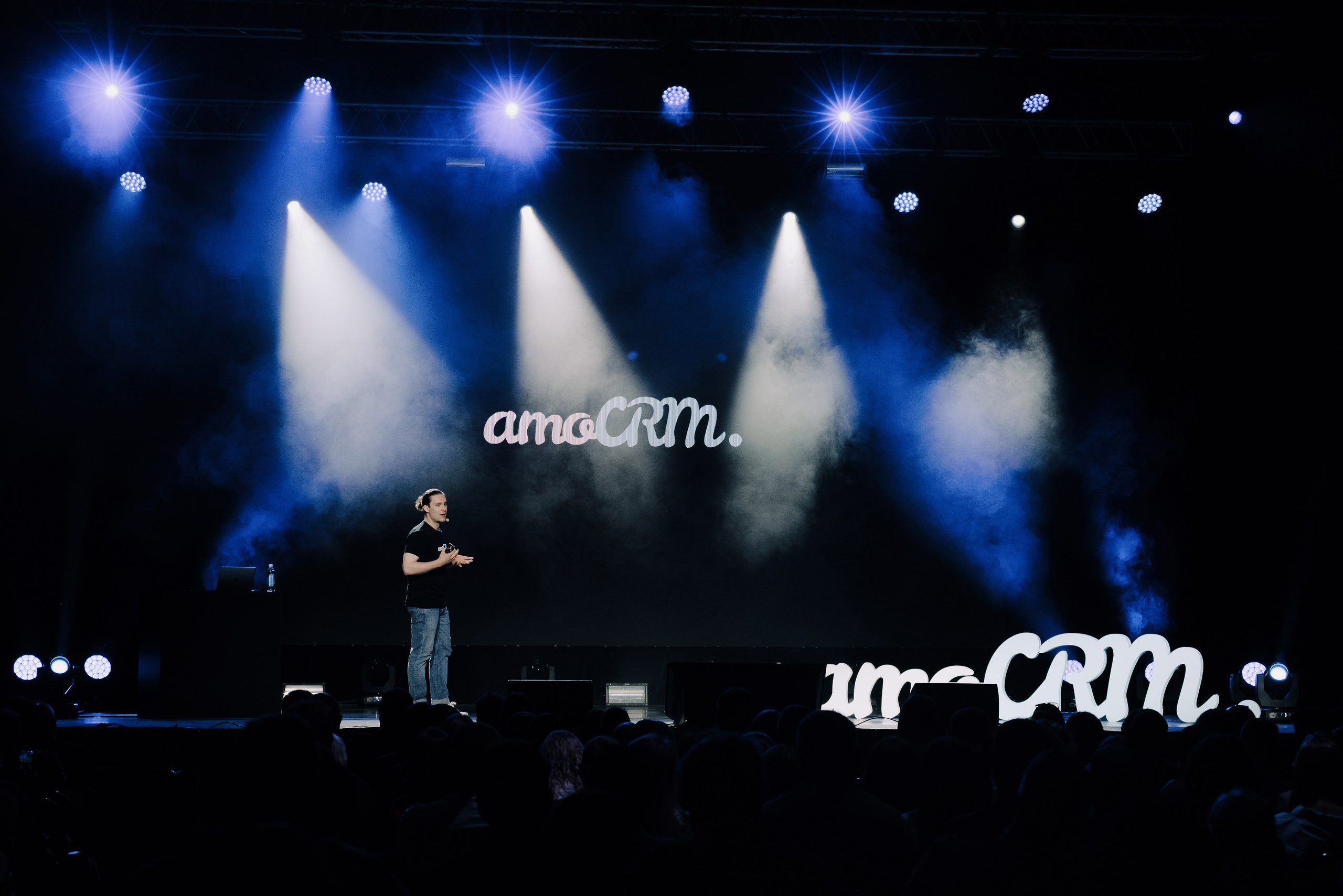 КОНФЕРЕНЦИЯ AMO CRM SIPUNI. Репортажный фотограф Зуев Роман г. Челябинск