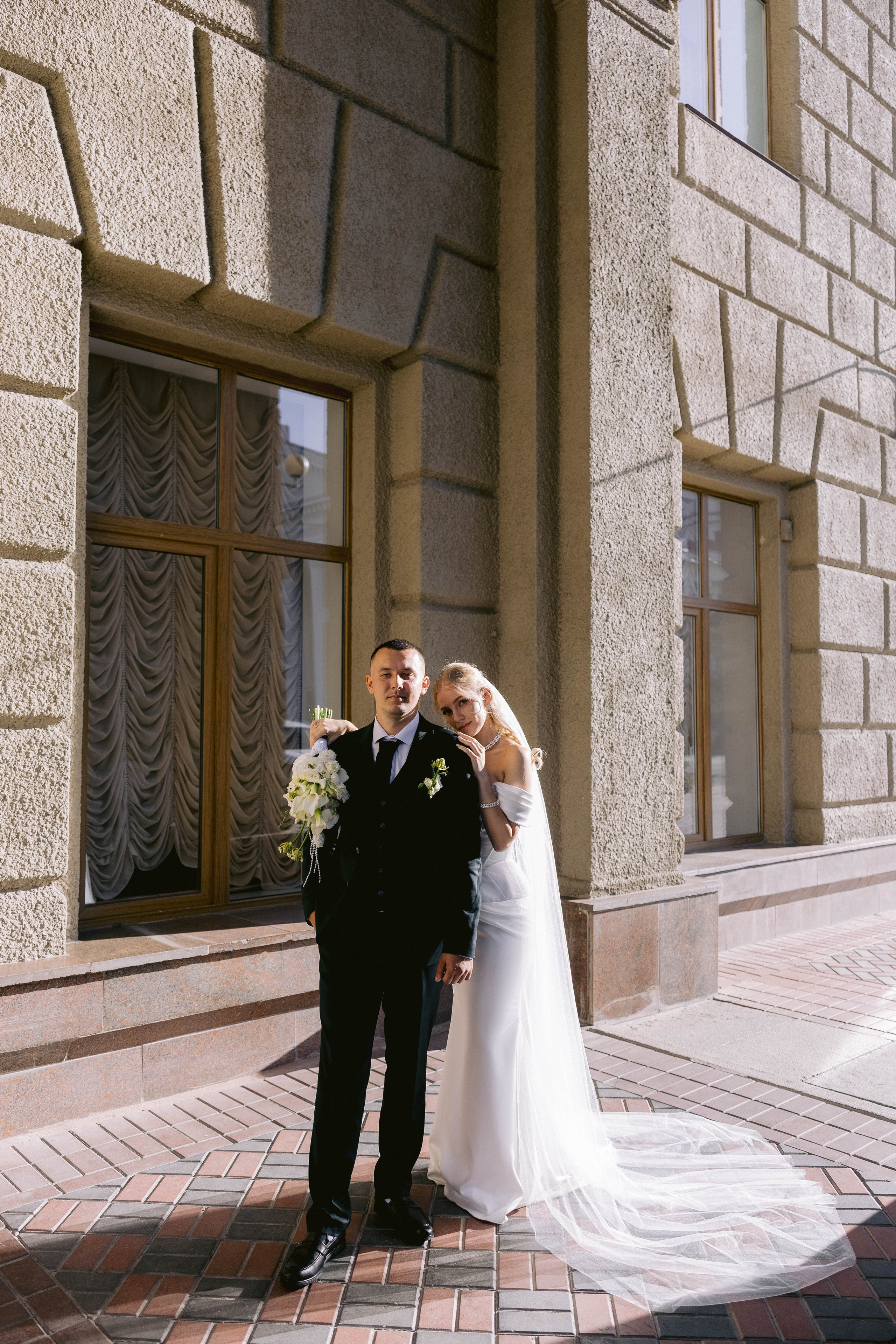 Ангелина, Ефим (прогулка после ЗАГСа). Фотограф в Волгограде Кристина Прохоренко