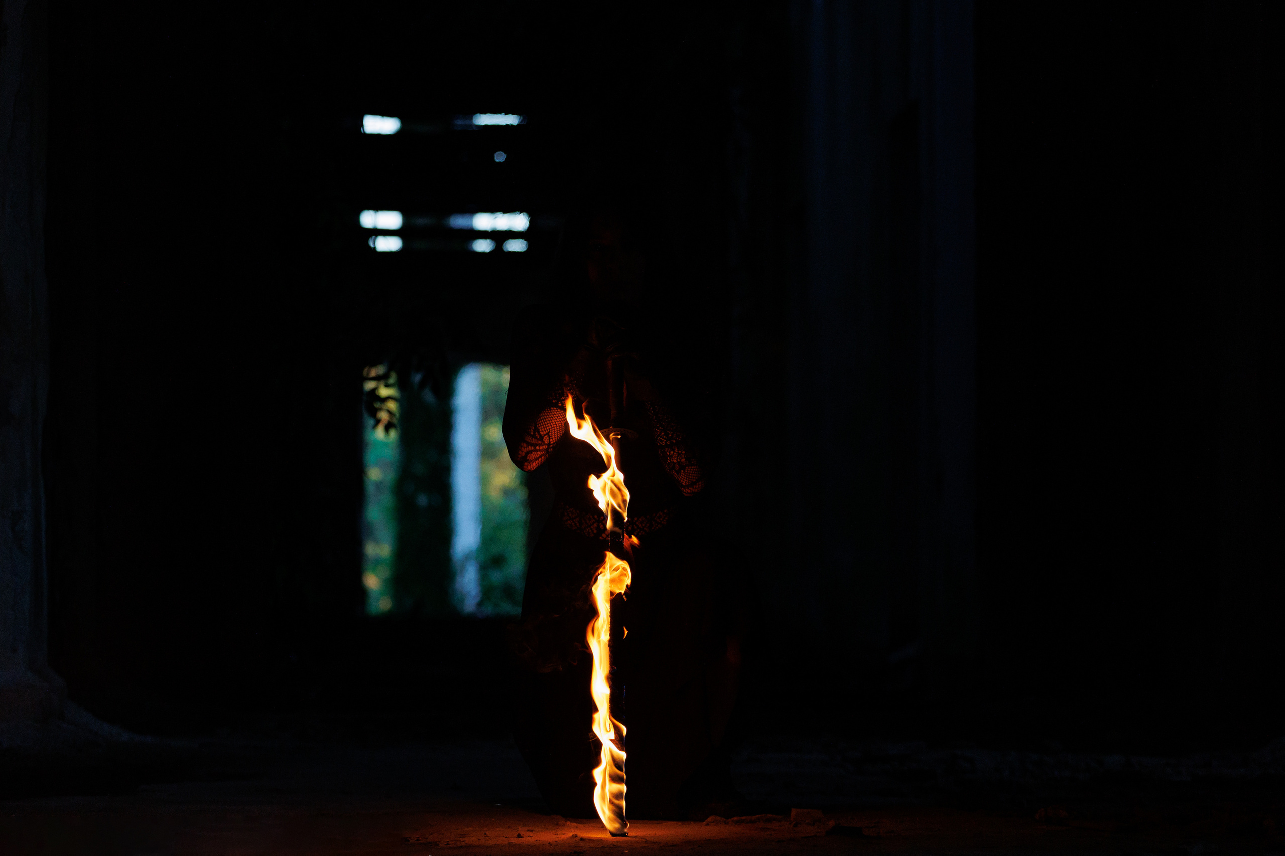 With fire. Photographer in Saint-Petersburg and Moscow Max Spector