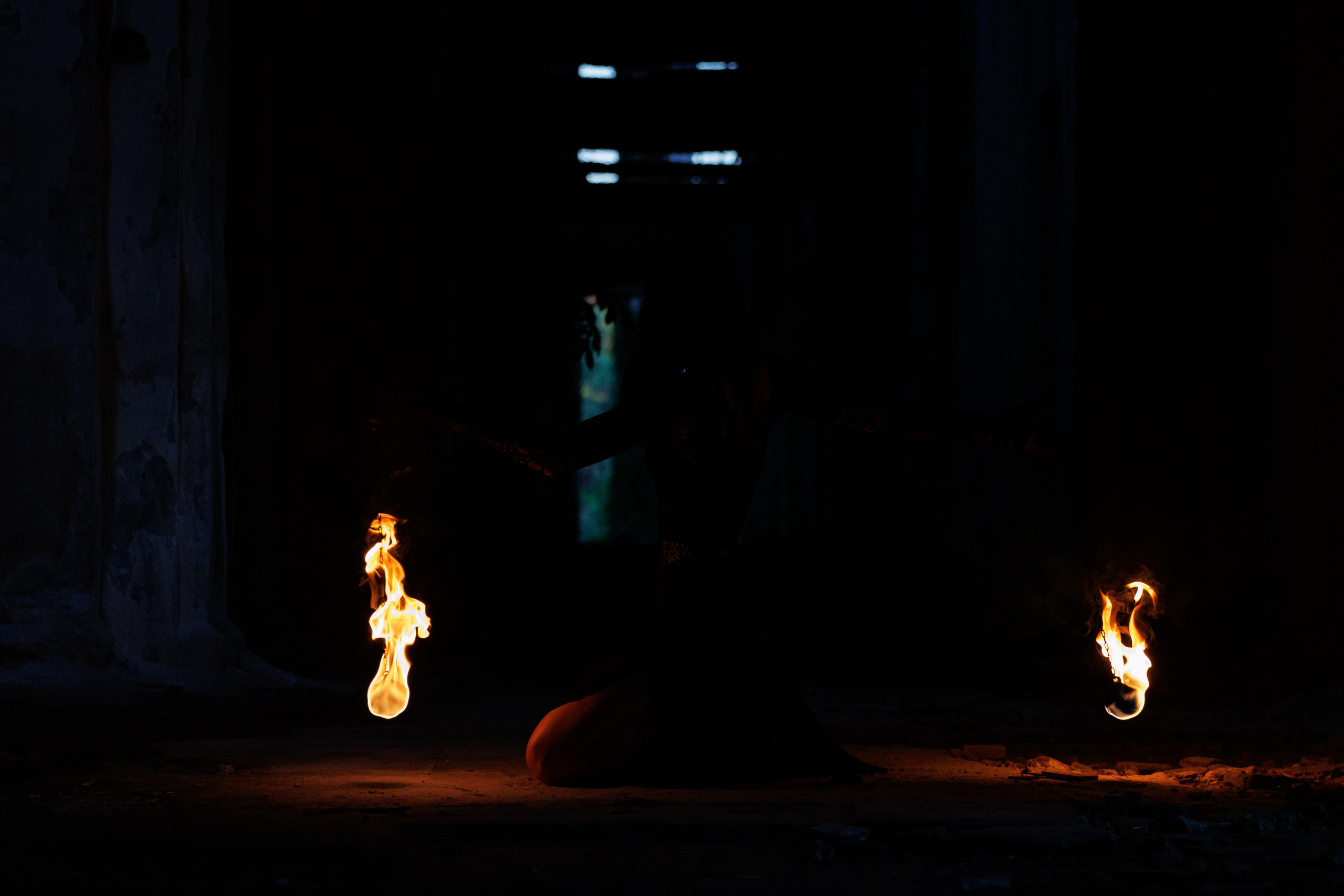 With fire. Photographer in Saint-Petersburg and Moscow Max Spector