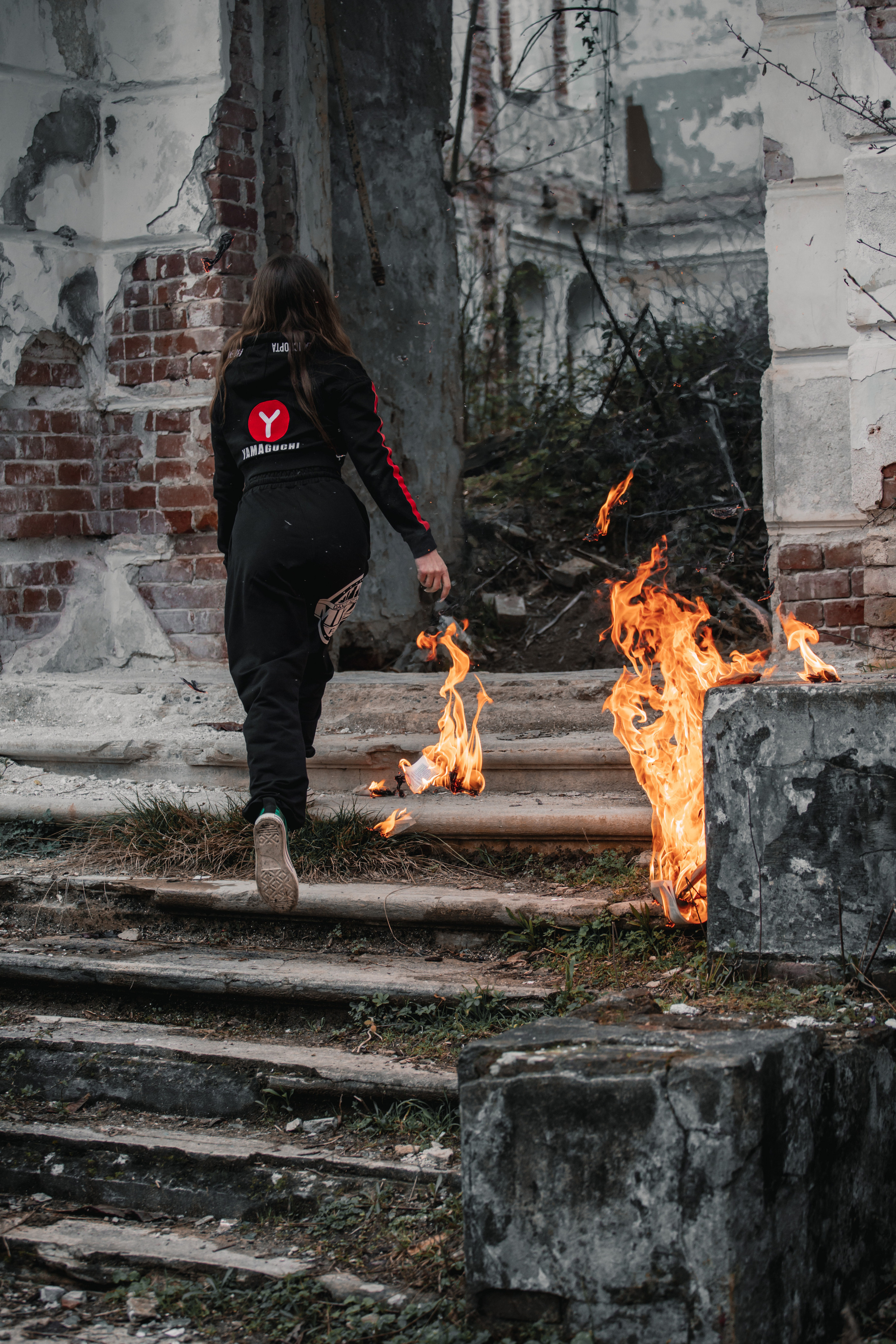 With fire. Photographer in Saint-Petersburg and Moscow Max Spector