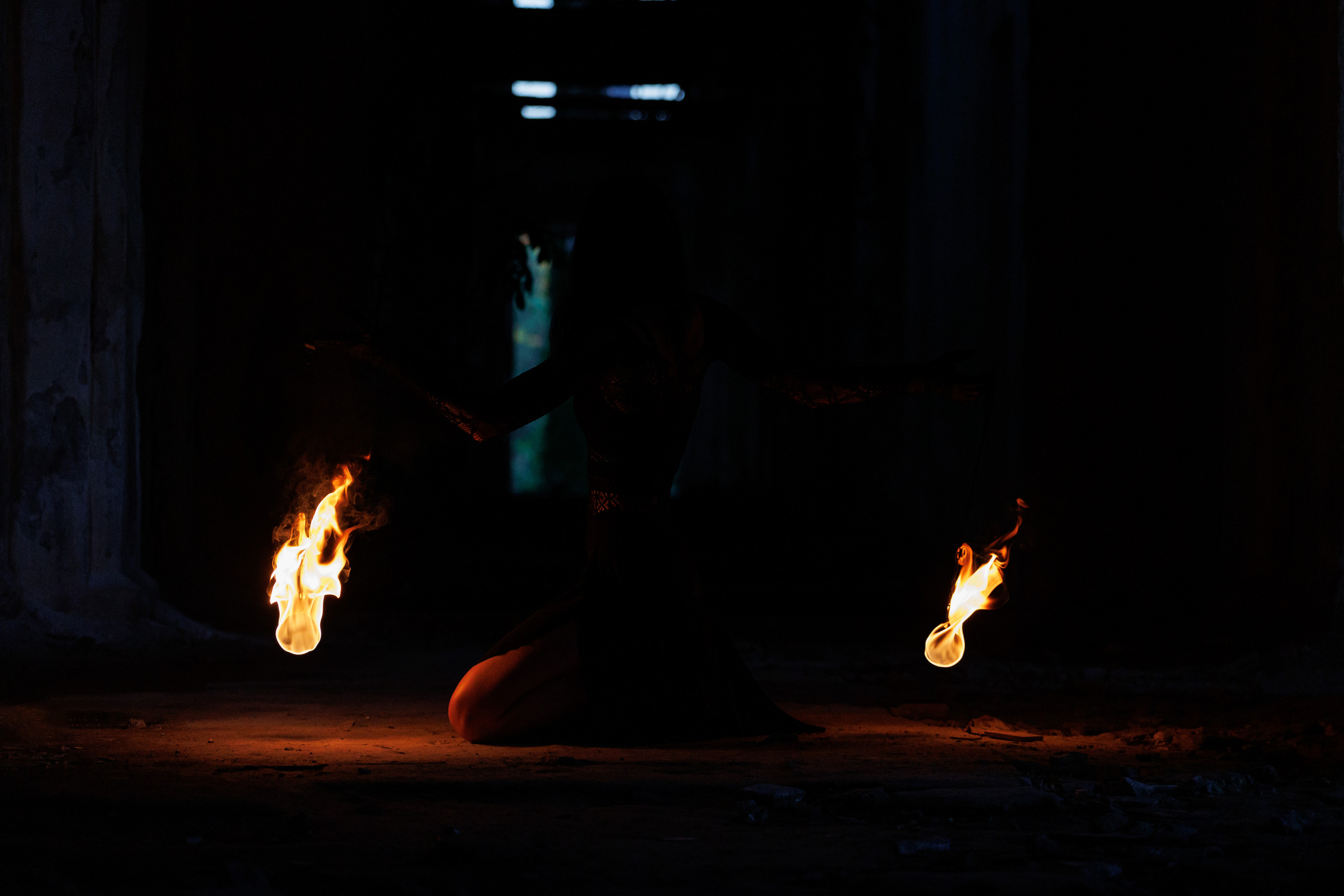 With fire. Photographer in Saint-Petersburg and Moscow Max Spector