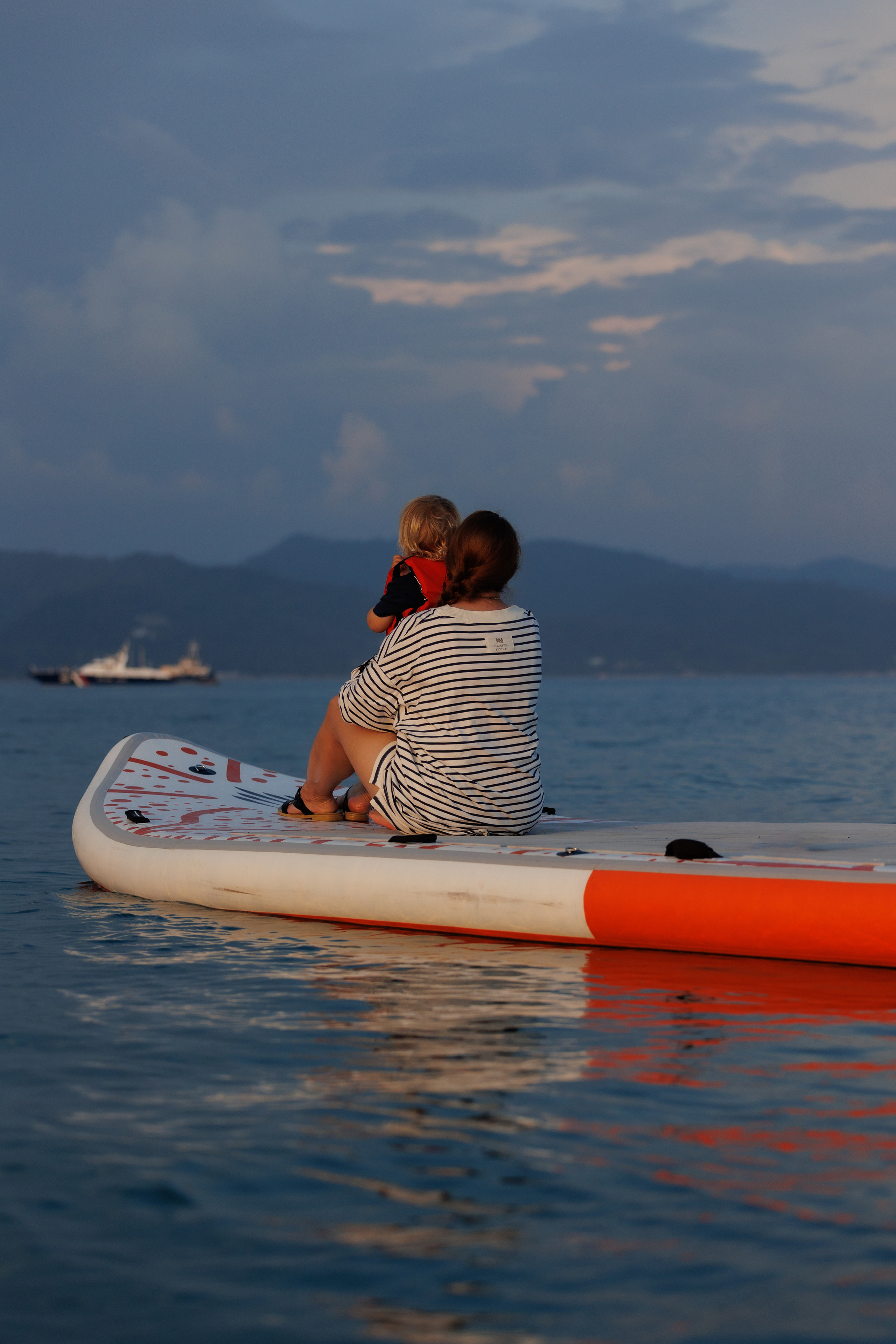 Individual shooting on the water. Photographer in Saint-Petersburg and Moscow Max Spector