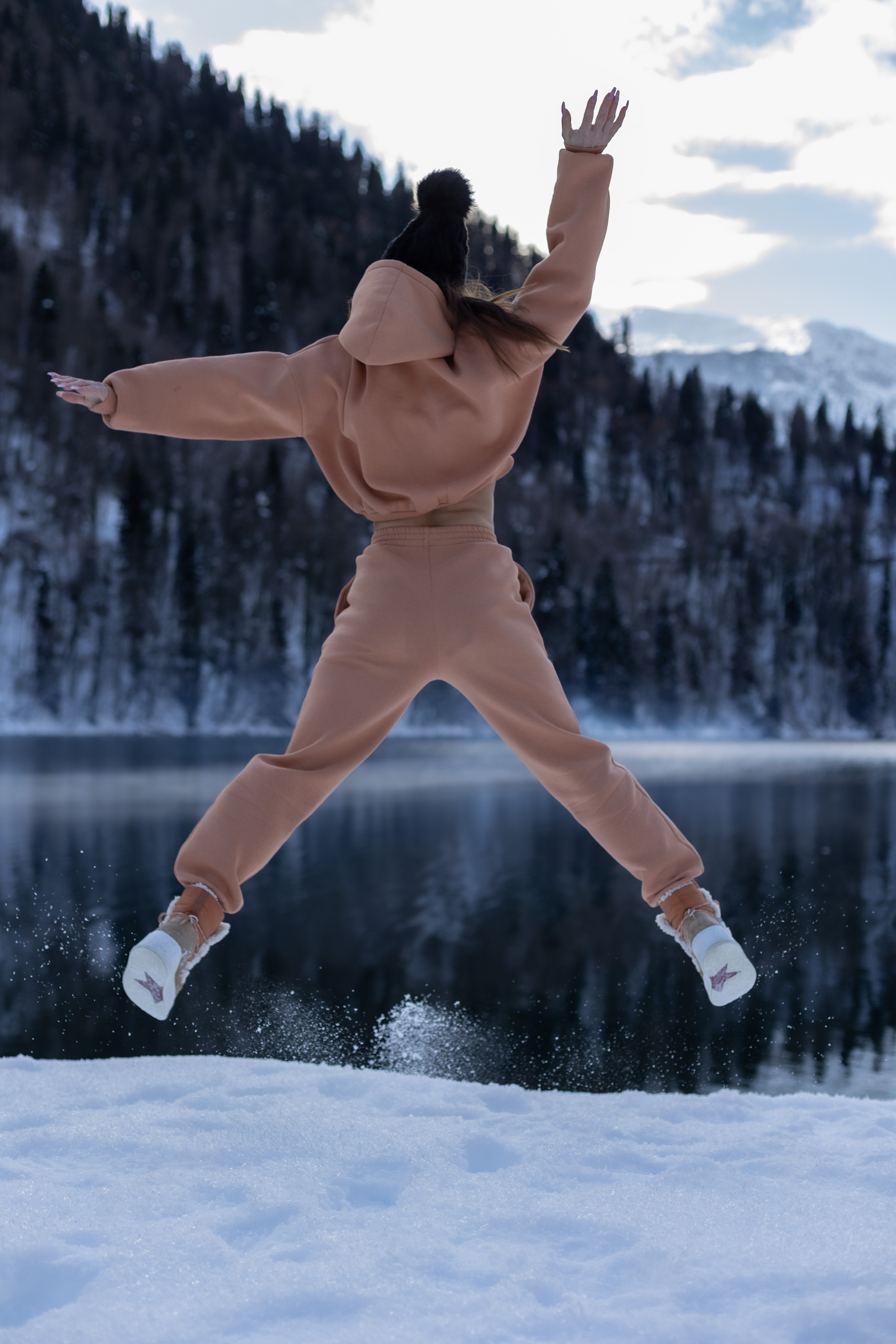 Snow in mountains. Photographer in Saint-Petersburg and Moscow Max Spector