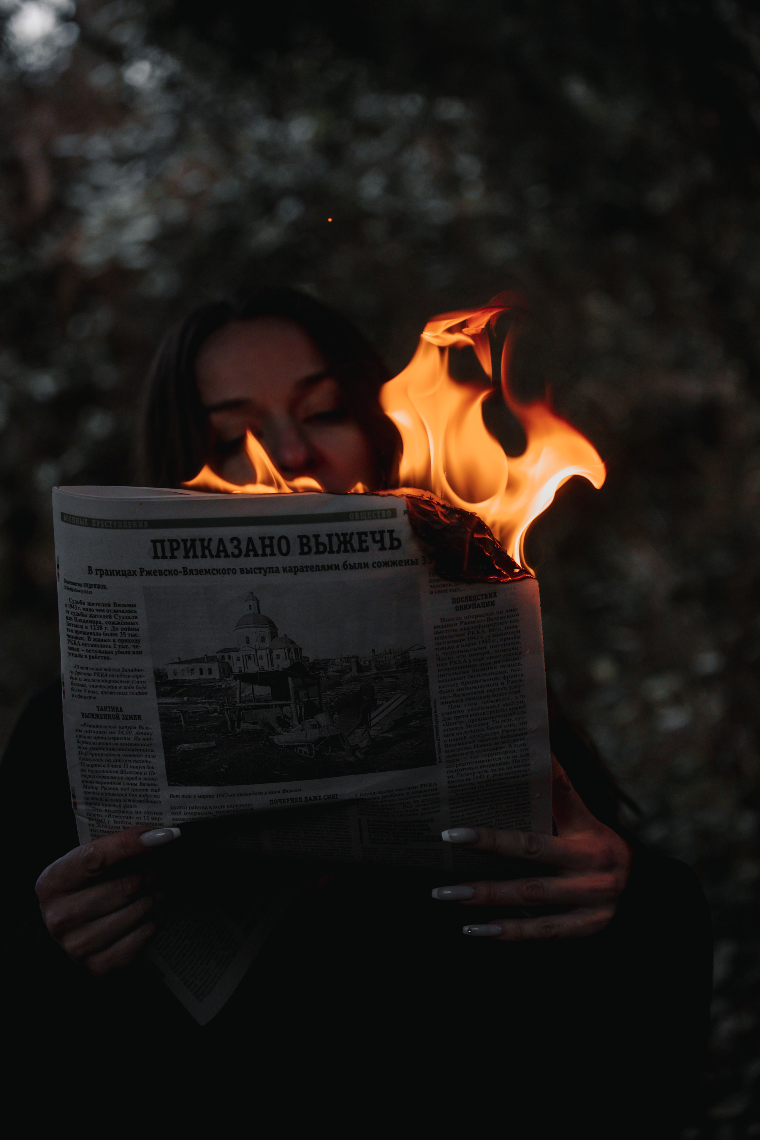 With fire. Photographer in Saint-Petersburg and Moscow Max Spector