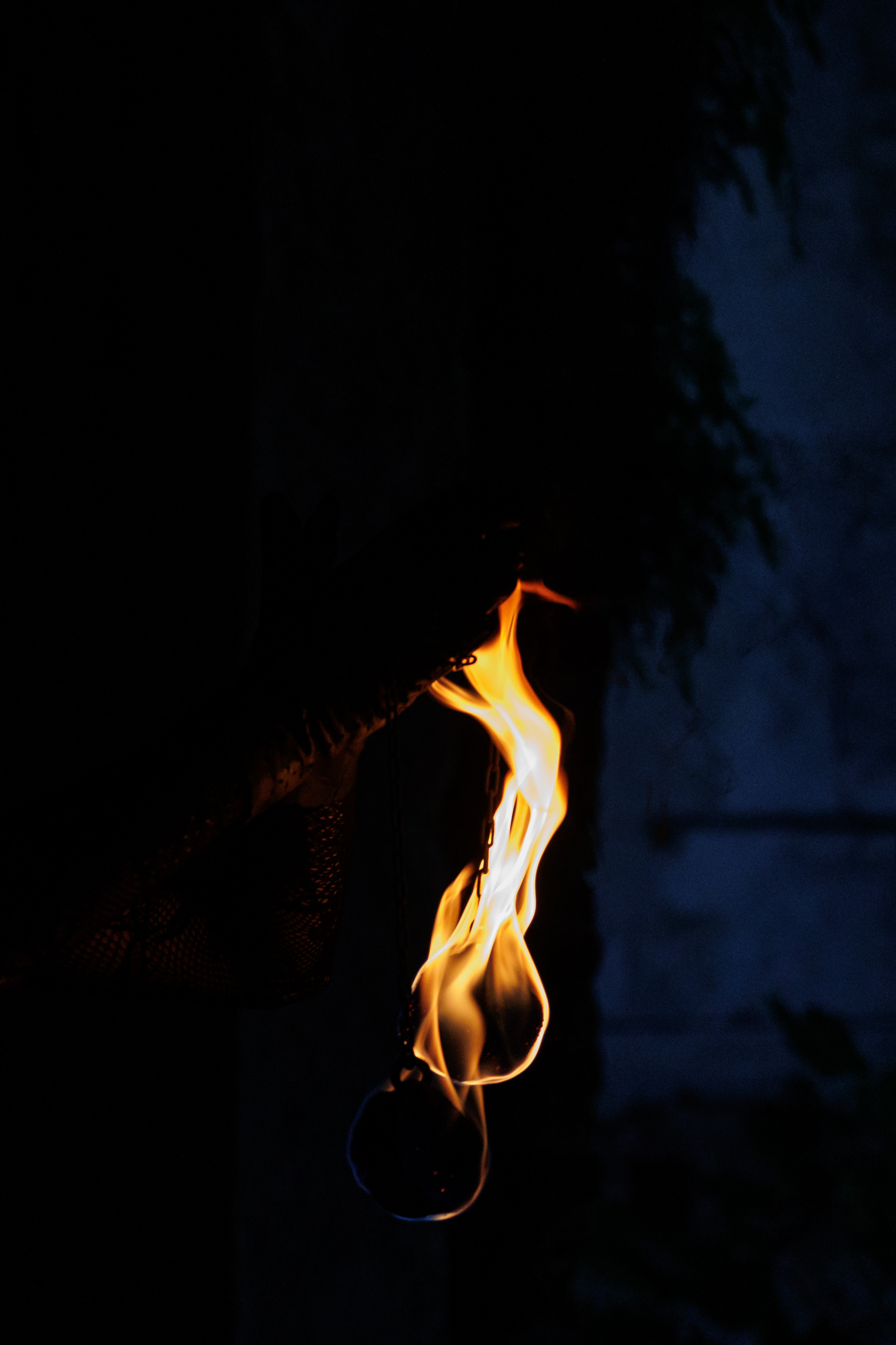 With fire. Photographer in Saint-Petersburg and Moscow Max Spector