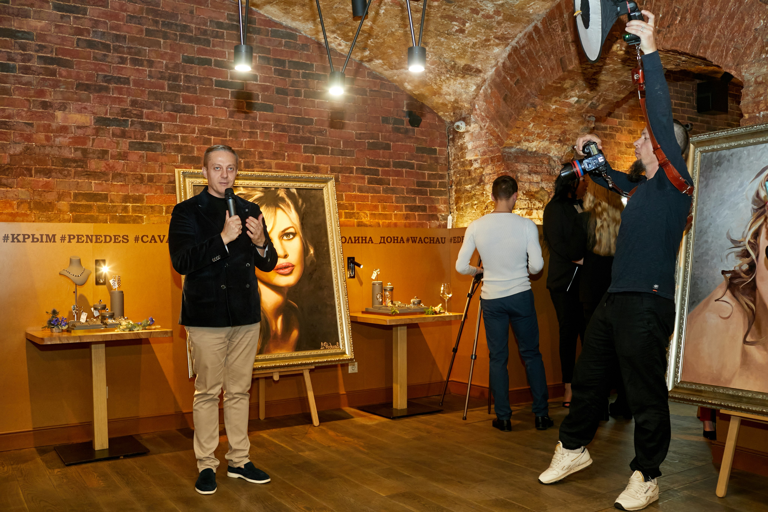 Презентация украшений «Соколов». Art photographer Nino