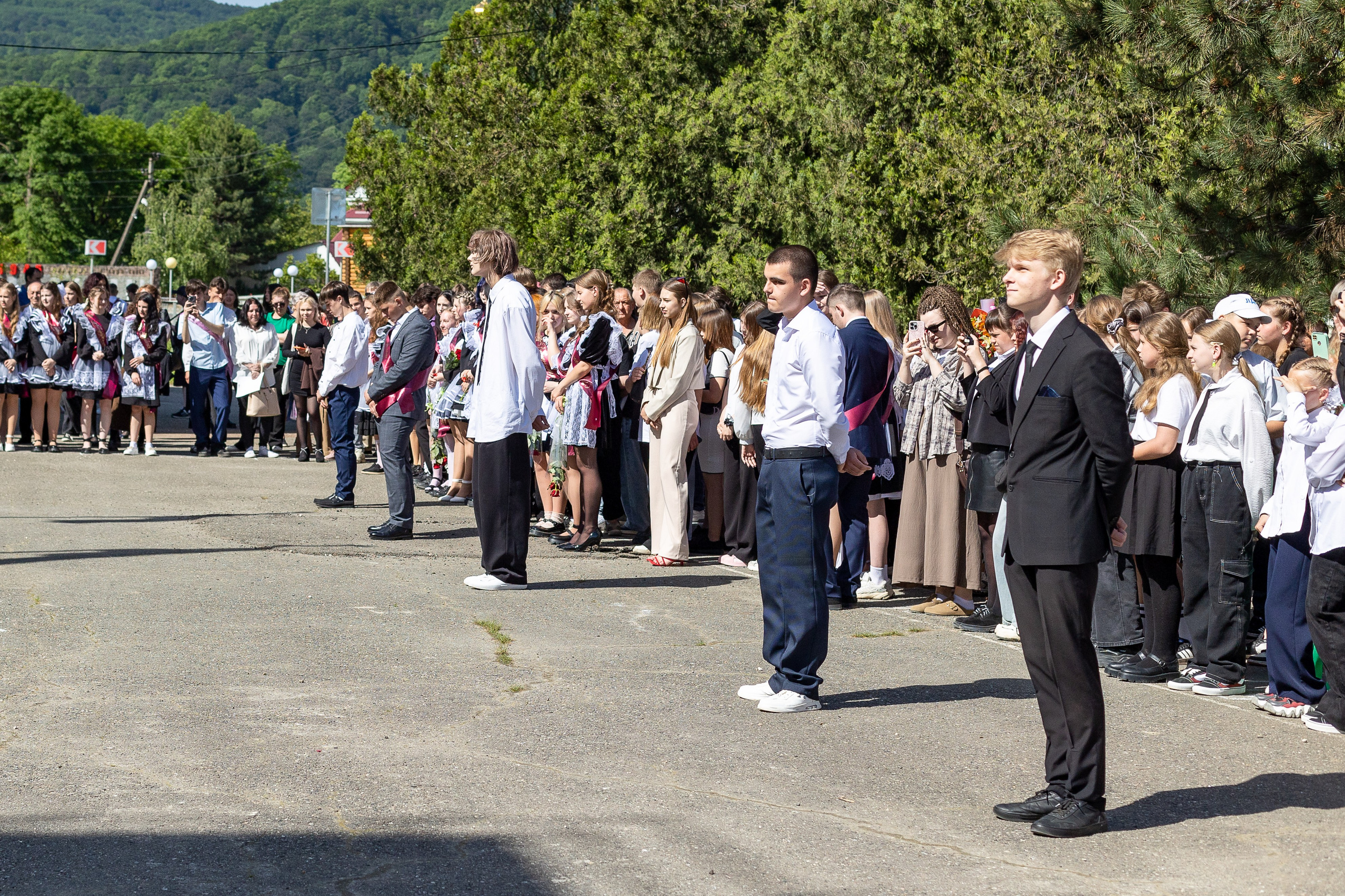 Последний звонок. Выпускные альбомы Майкоп, Краснодар Елена Золотарева