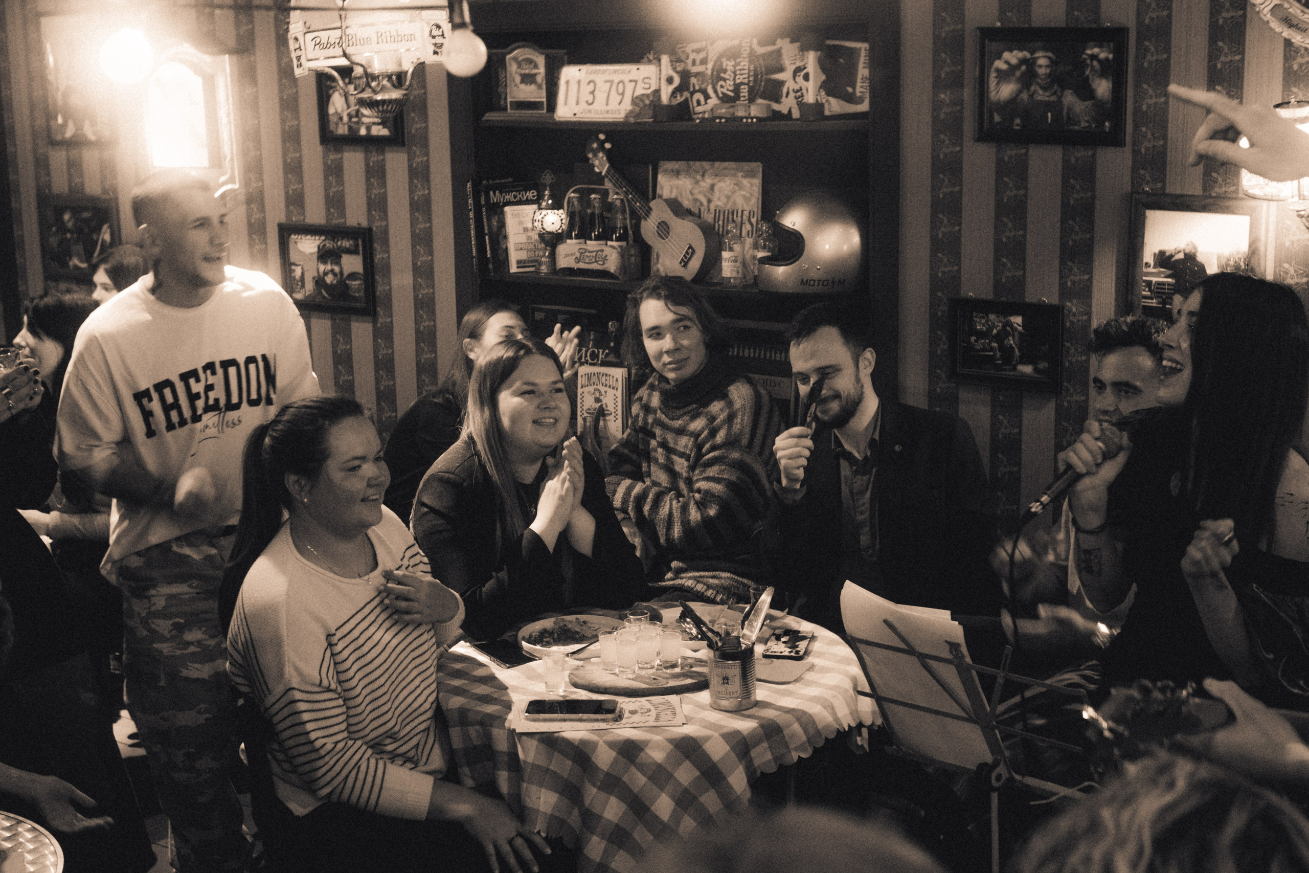 Spaghetti Incident Bar. Игорь Гичка. Портрет с любовью