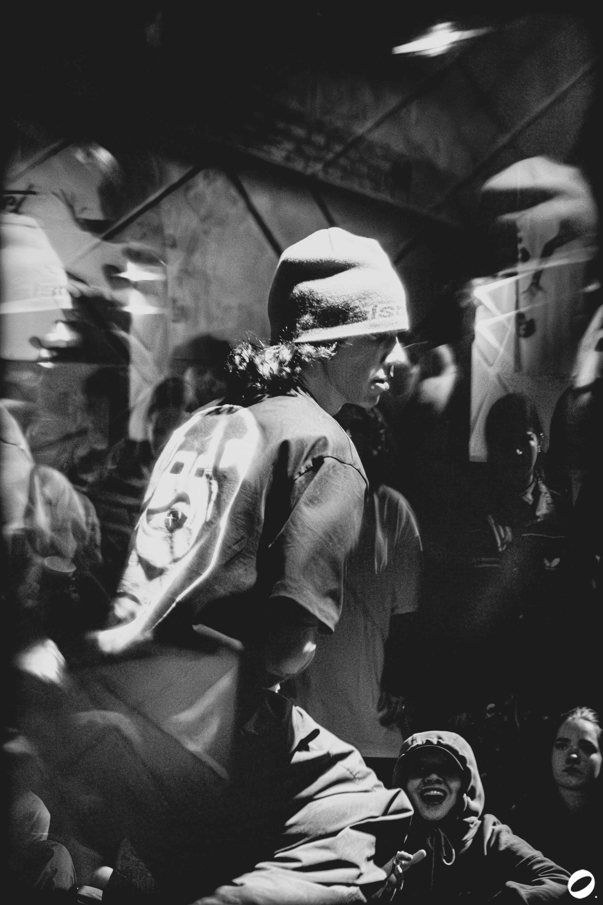 ODD.CLUB 04/04 (@youlovebu). Соня бу тебя сфоткала