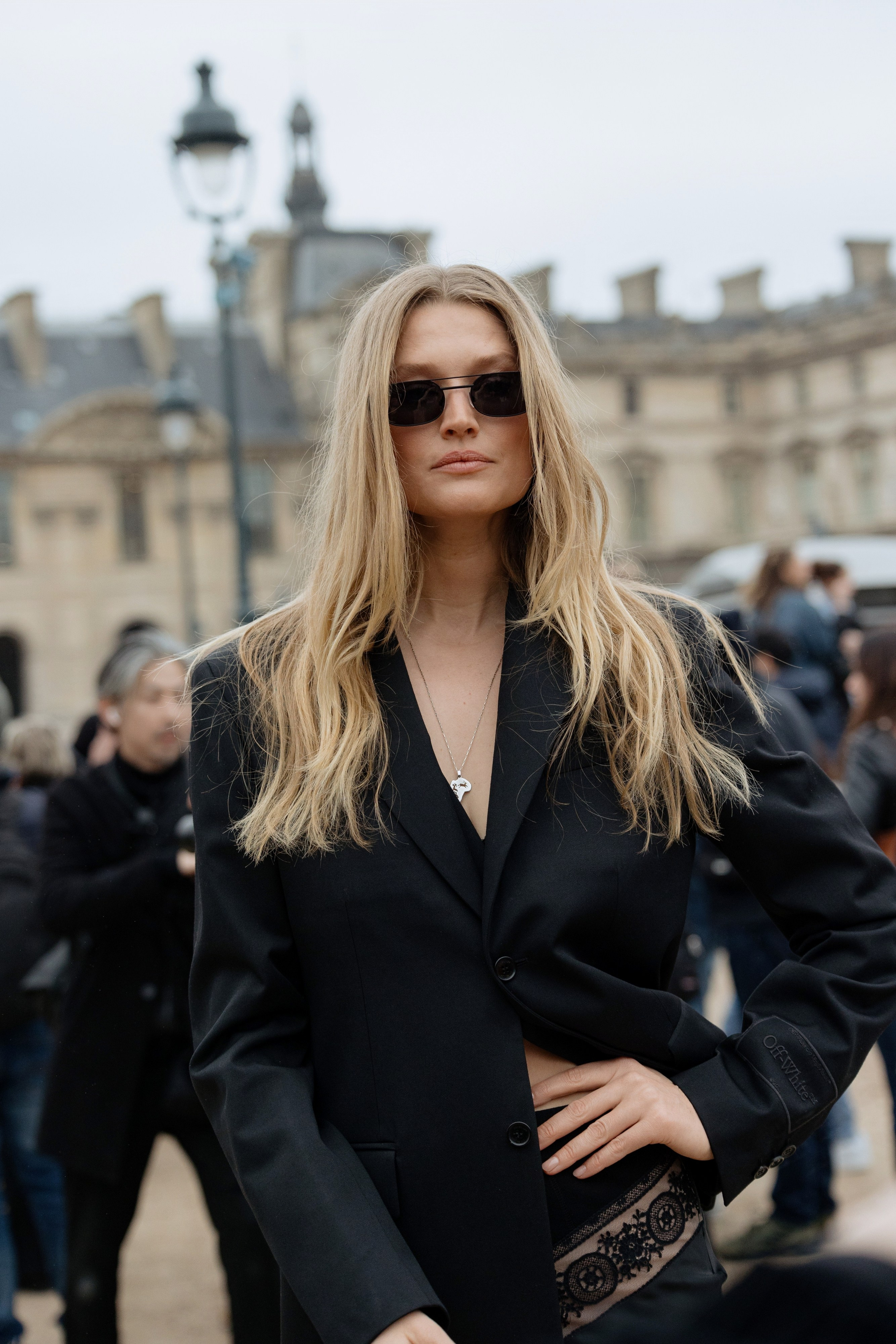 OFF WHITE PFW WOMENSWEAR FALL-WINTER 24/25. Photographer in Milan Ivan Goncharov