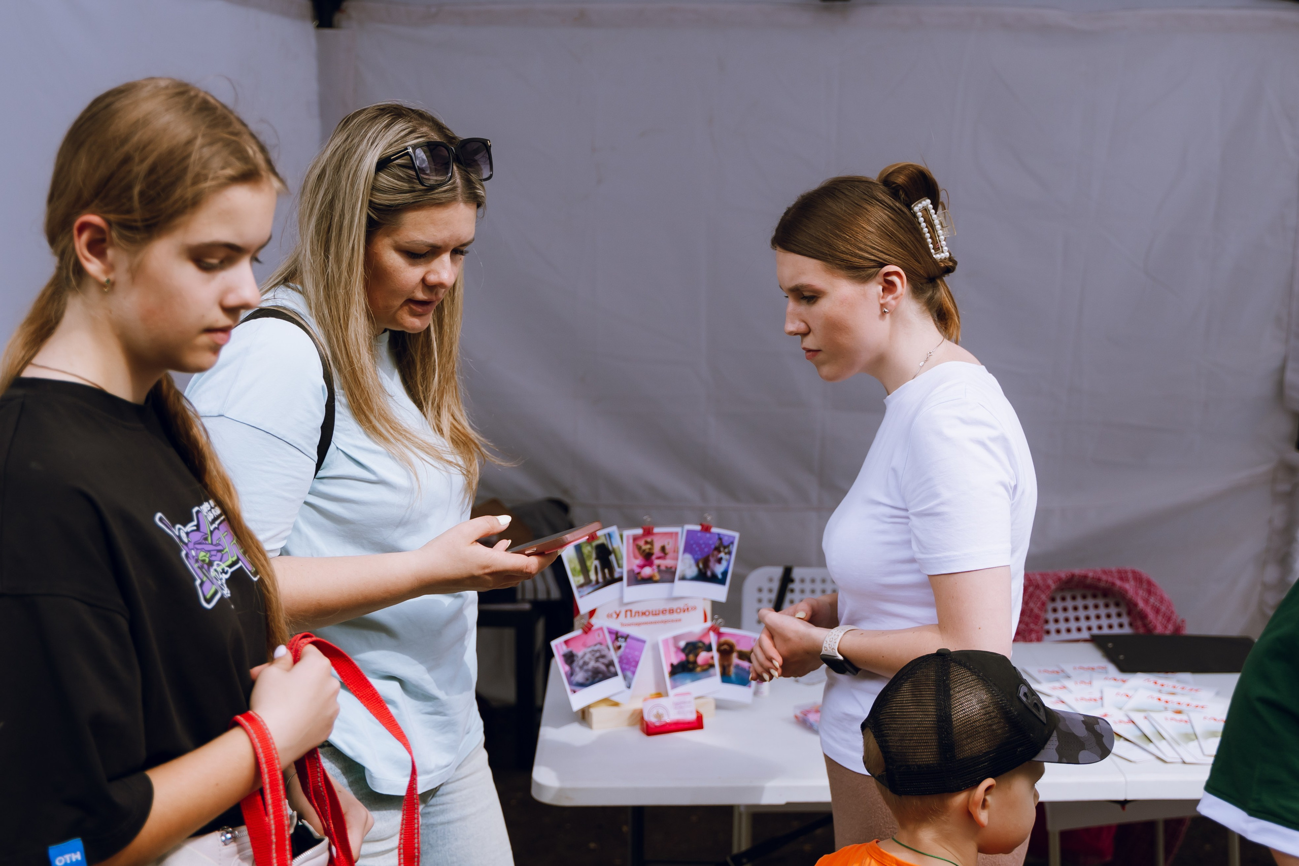 Площадка фестиваля «Мампус и его друзья» в Лесопарке 2025. Фотограф Надежда Погребняк | Рязань | Москва