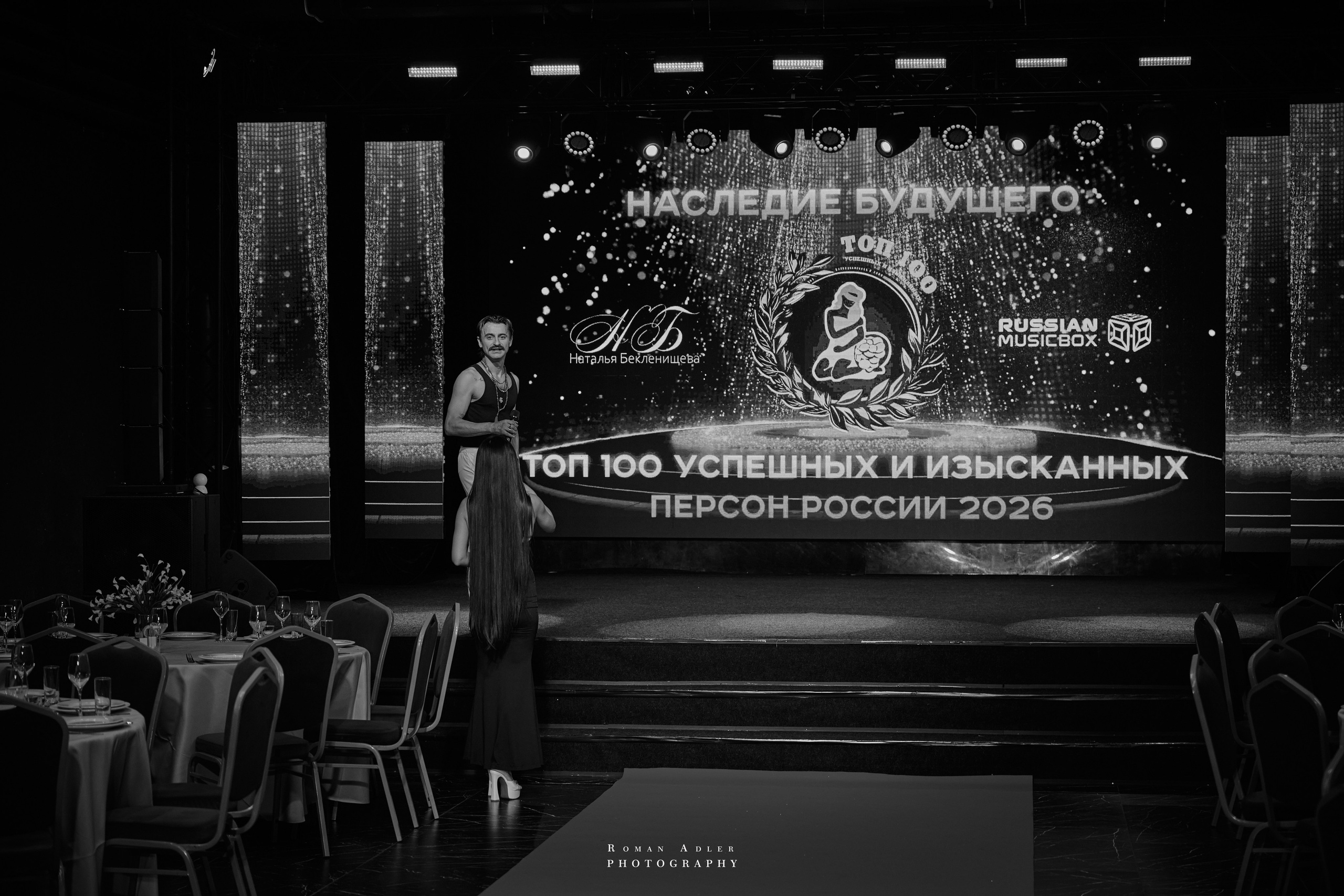 Бэкстейдж подготовки шоу Андрея Вишневского. Photographer Roman Adler
