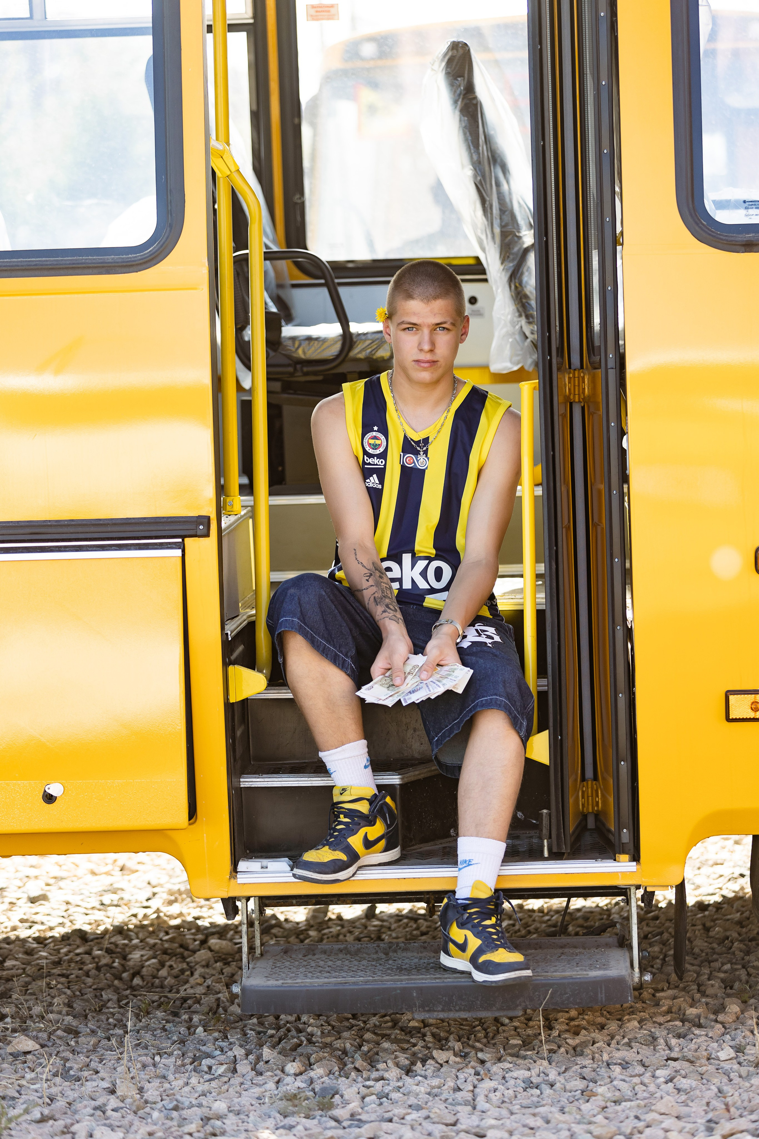 Старшеклассники ЖЁЛТЫЙ АВТОБУС. Семейный, детский, школьный фотограф в Благовещенске Яна Белоусова