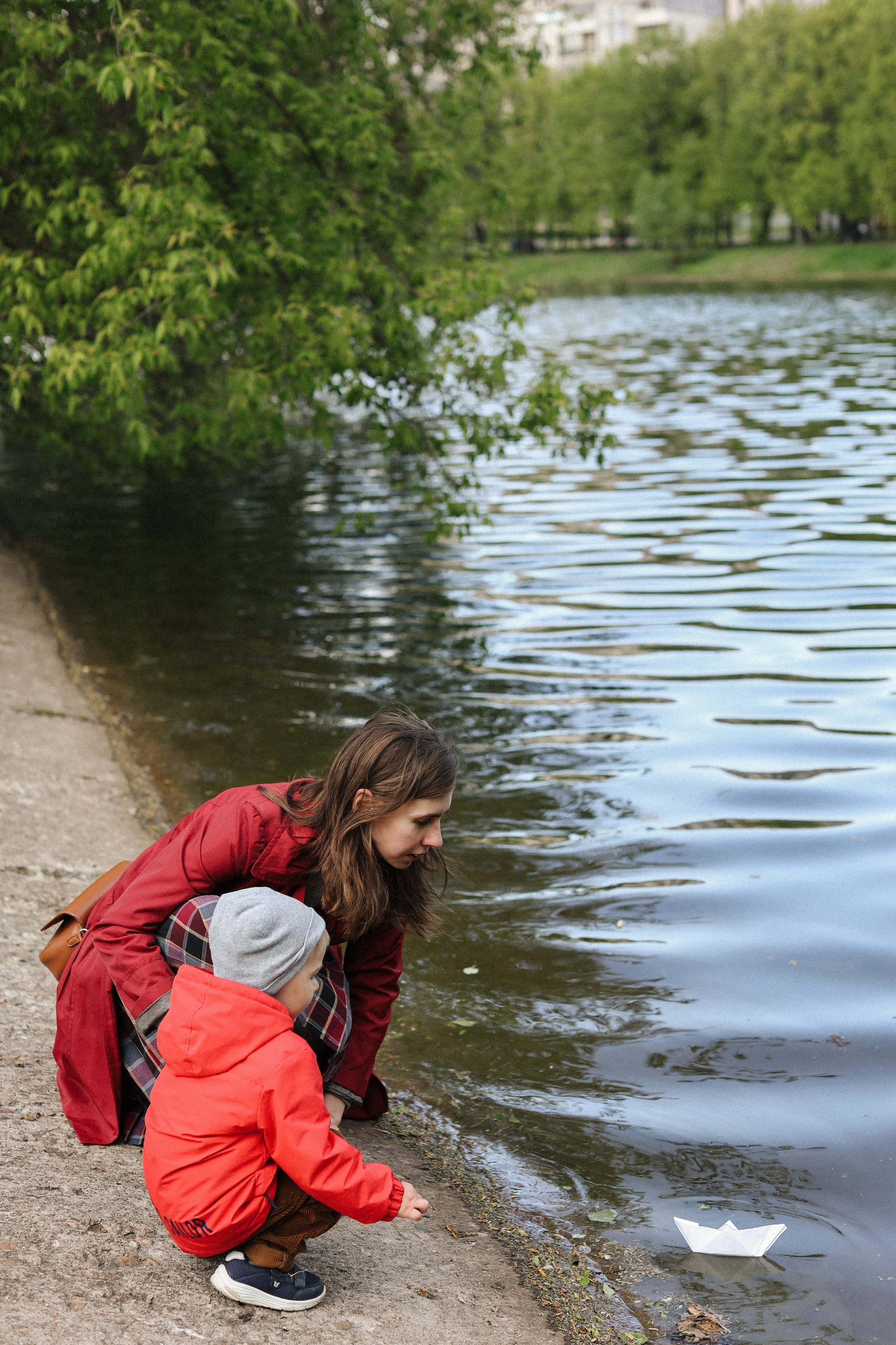 Прогулка мамы с сыновьями. Семейный и lovestory фотограф в Москве Светлана Коняхина