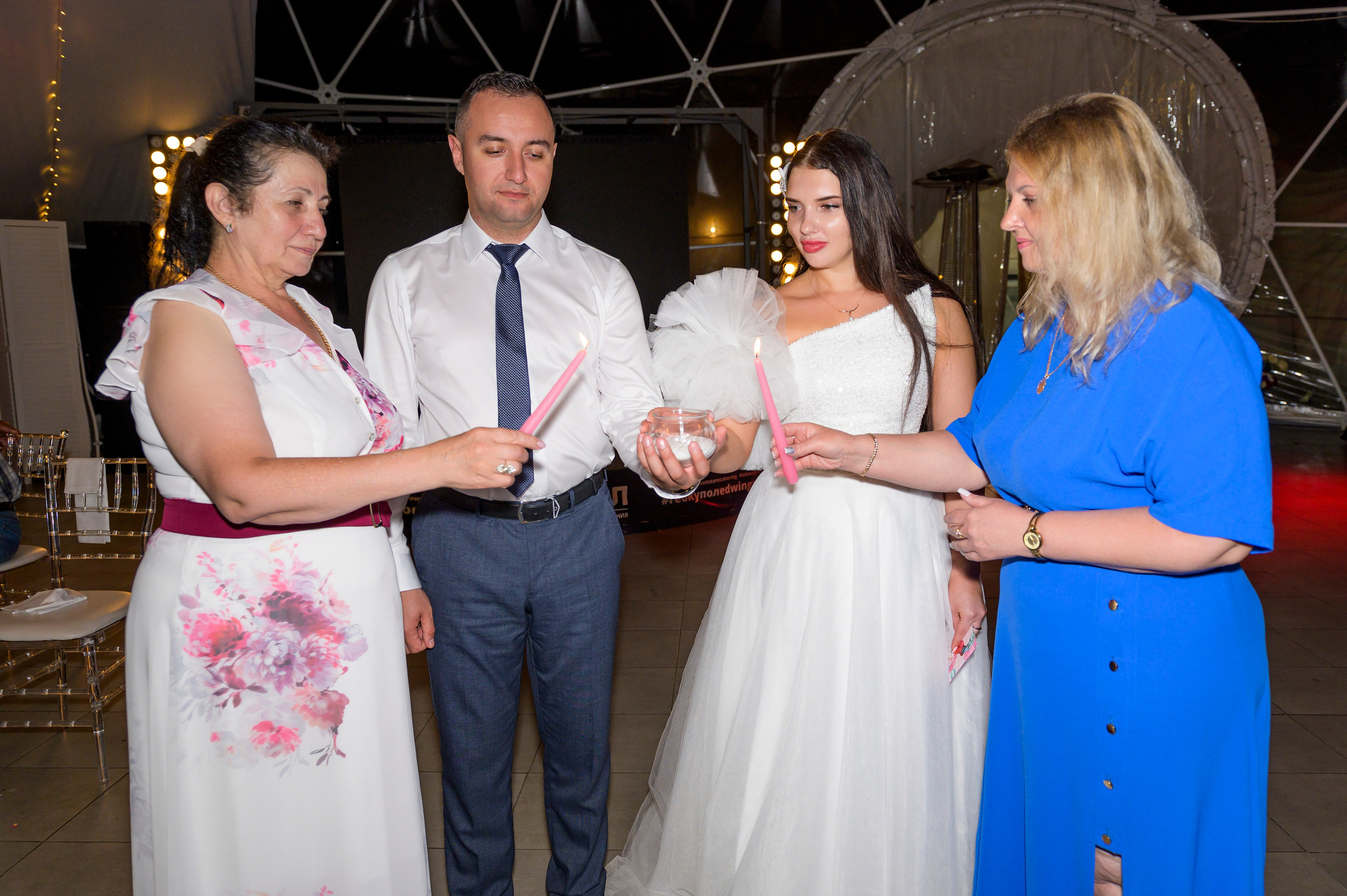 Алина и Адем. Свадебный банкет. Семейный и свадебный фотограф во Владивостоке