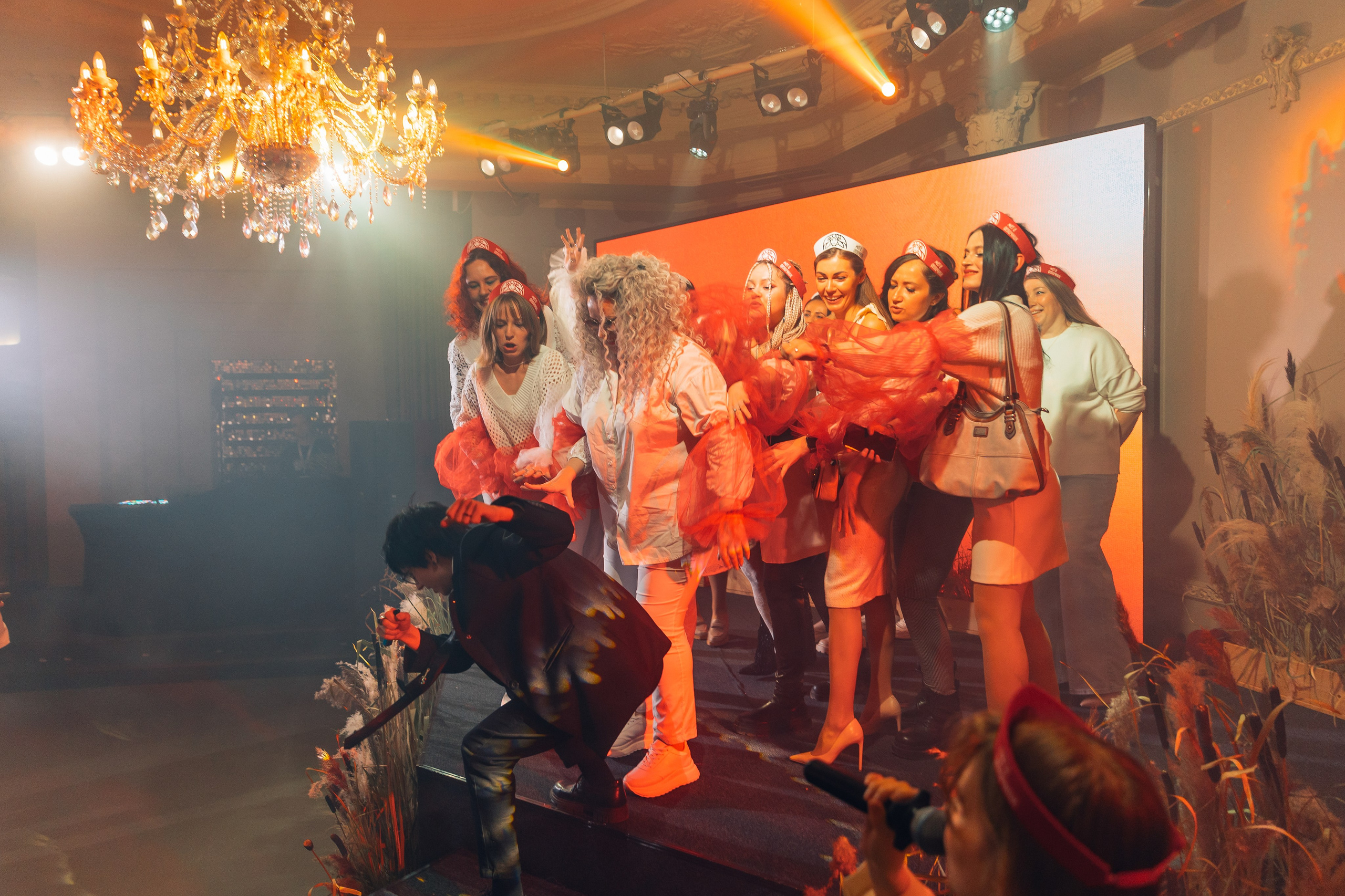 МЕГАДЕВИЧНИК 8 марта. Портфолио свадебного фотографа. Роман Каргаполов