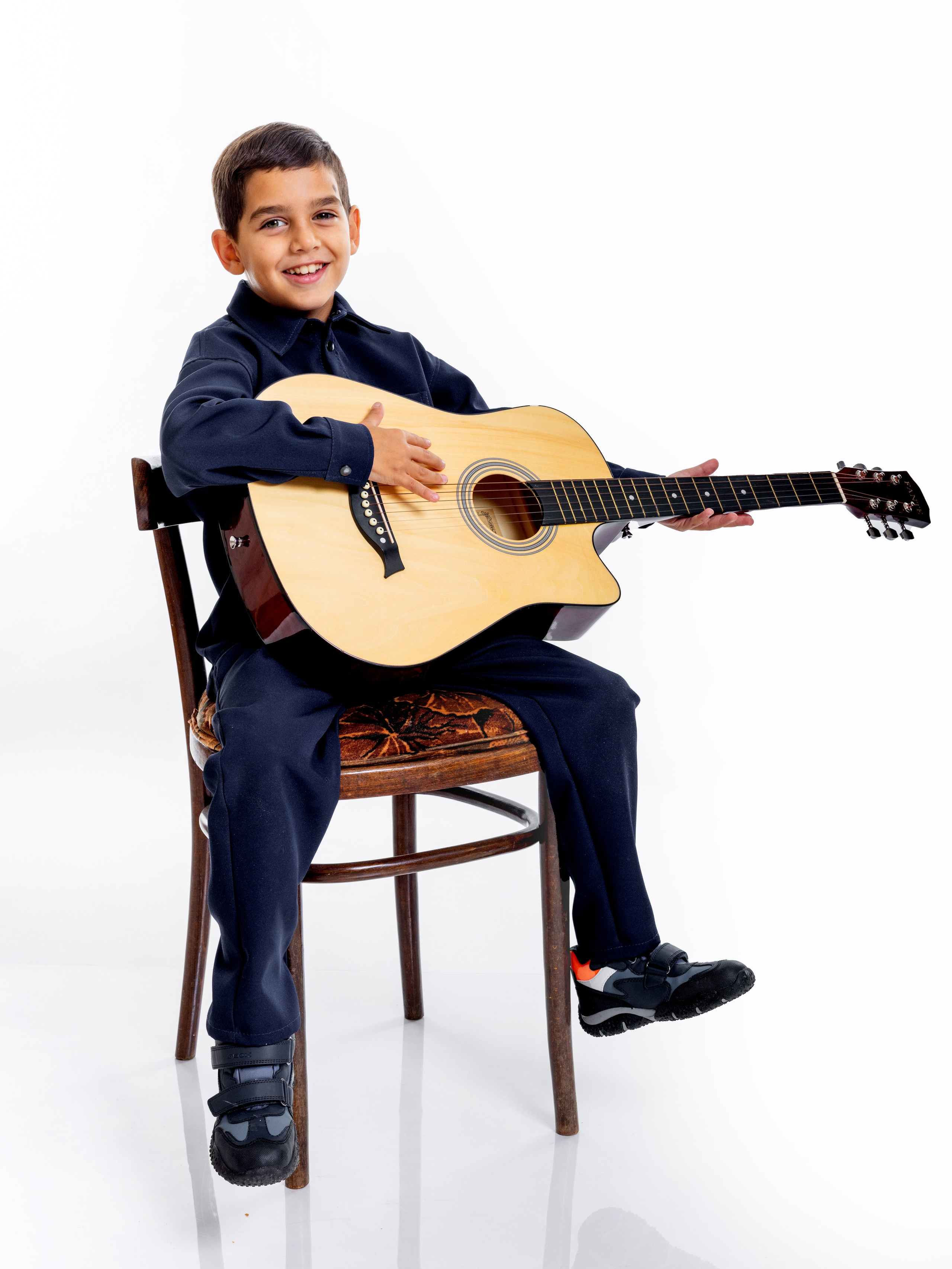 Для маркетплейсов с выбором фона (белый/серый). Фотограф в Туле Крупский АнДРей. Фотостудия «КАДР71» в Туле