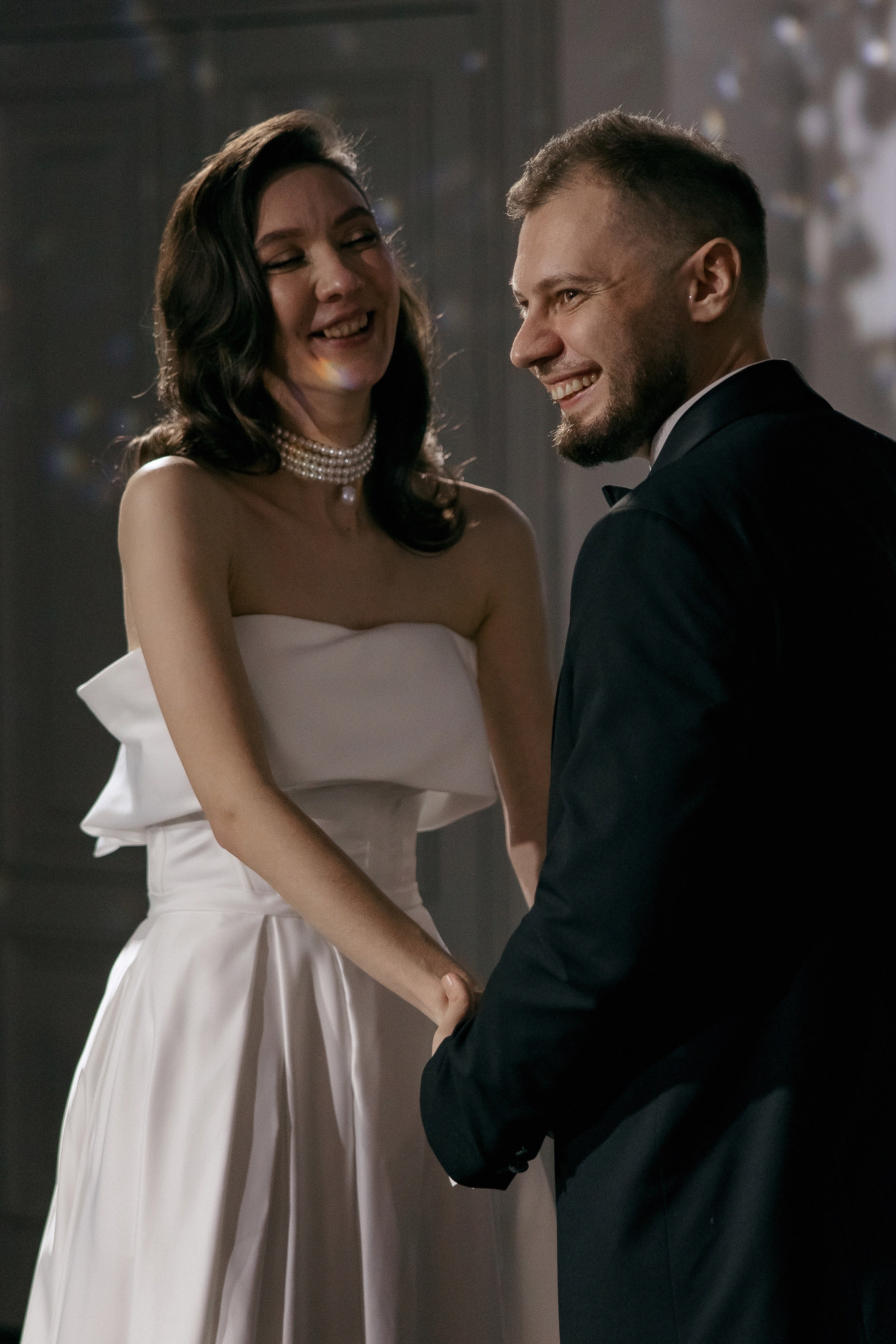 Юлия и Александр в отеле '12 причин' и кафе 'Мишель'. Свадебный фотограф Москва