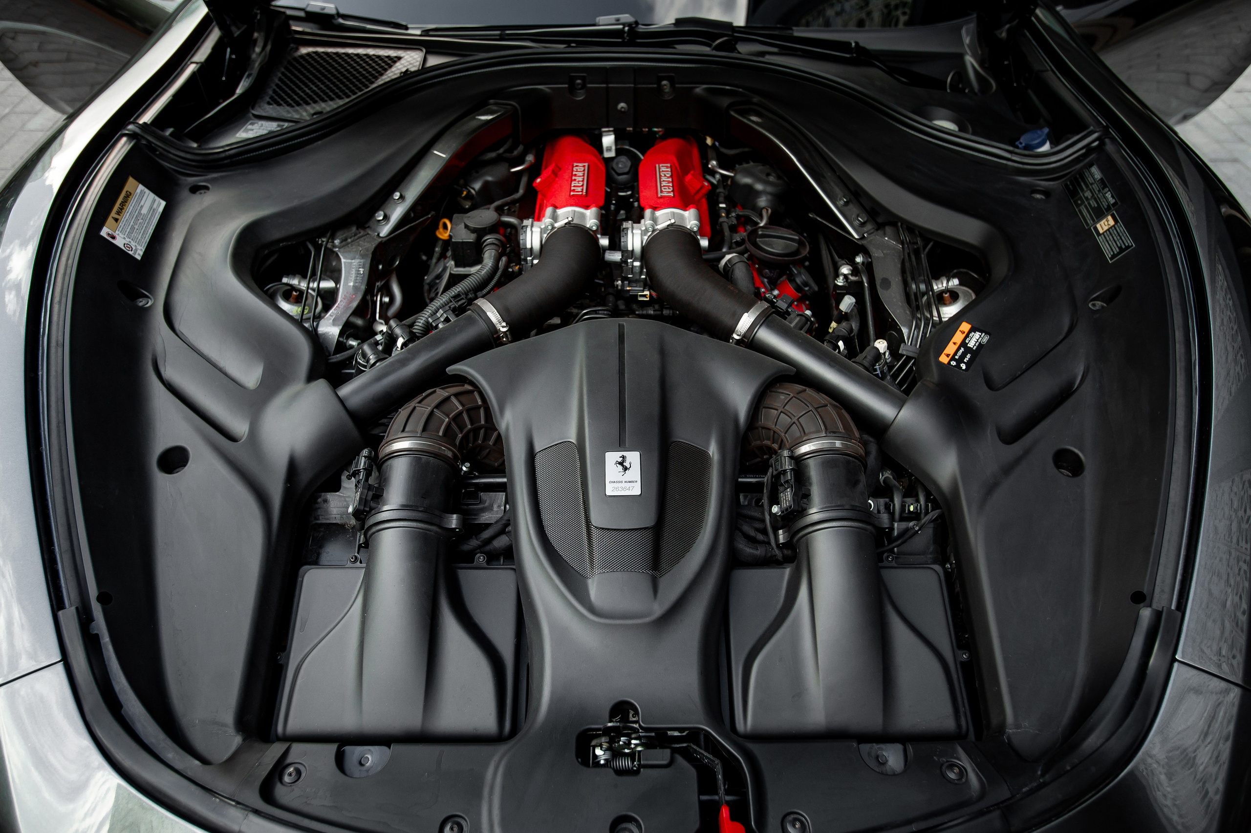 Ferrari Roma. Автомобильный фотограф в Москве Андрей Емельянов