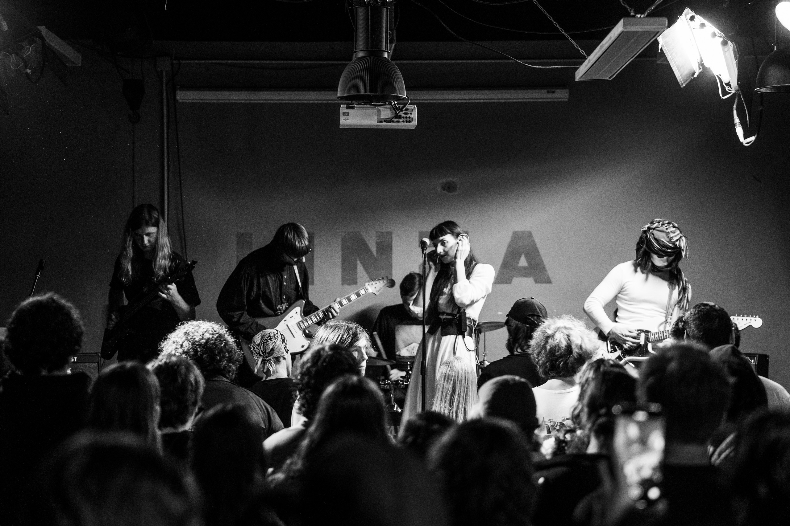 Falltime Gig. Концертный и репортажный фотограф в Санкт-Петербурге Слава Пахомов