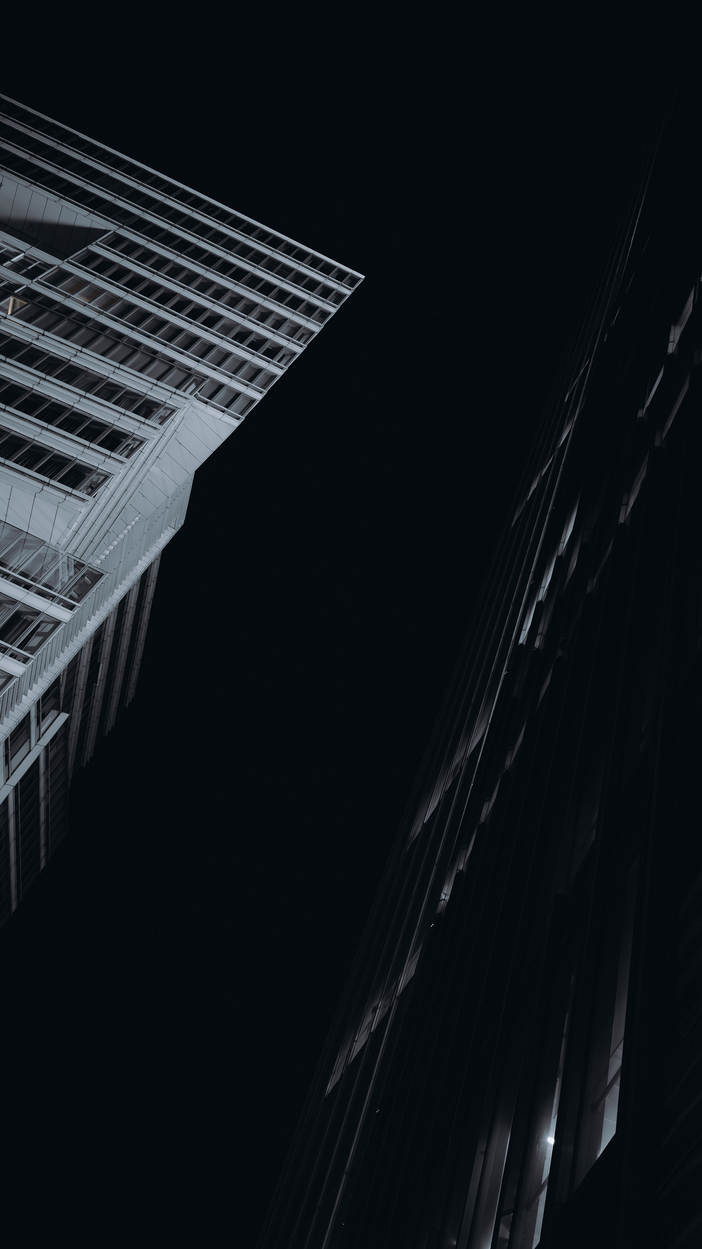 2024 — Night Street. Photographer in Almaty — Alexey Konkov | Reportage, Weddings, Portraits, Love Story