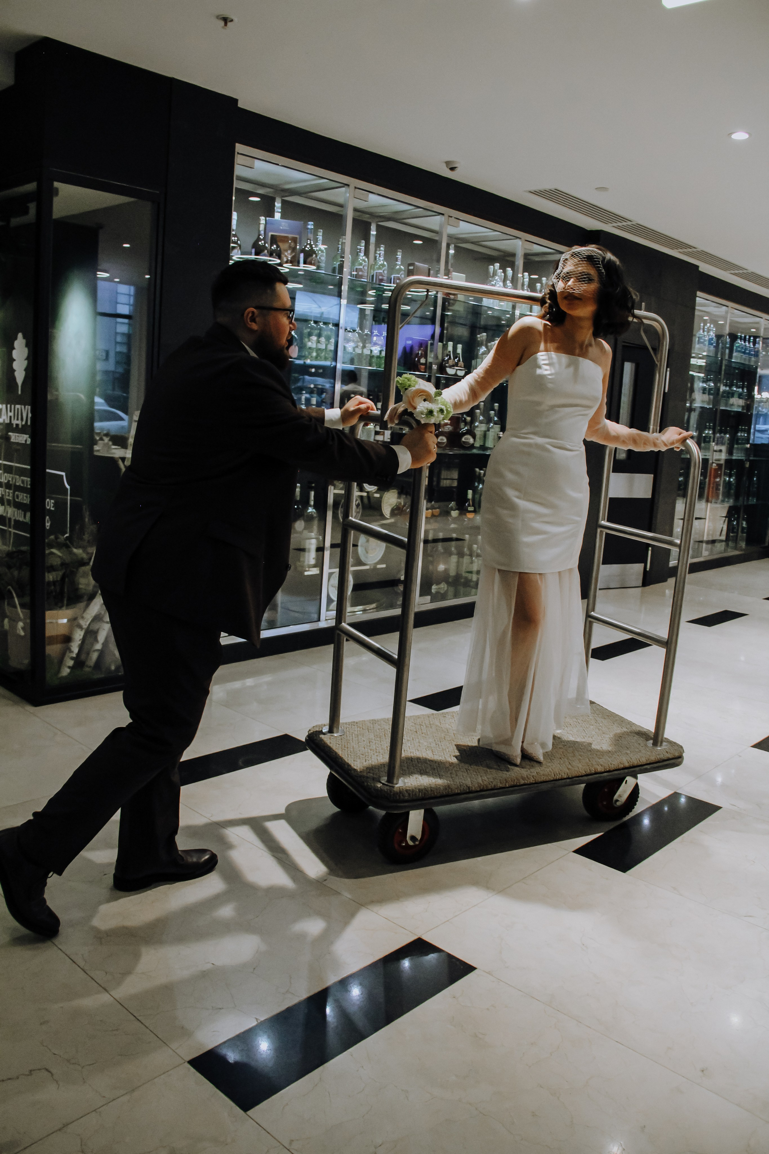 Свадебная история Олеси и Никиты. Семейный фотодуэт Ирина и Николай Власьевы. Фотосессии в Новосибирске