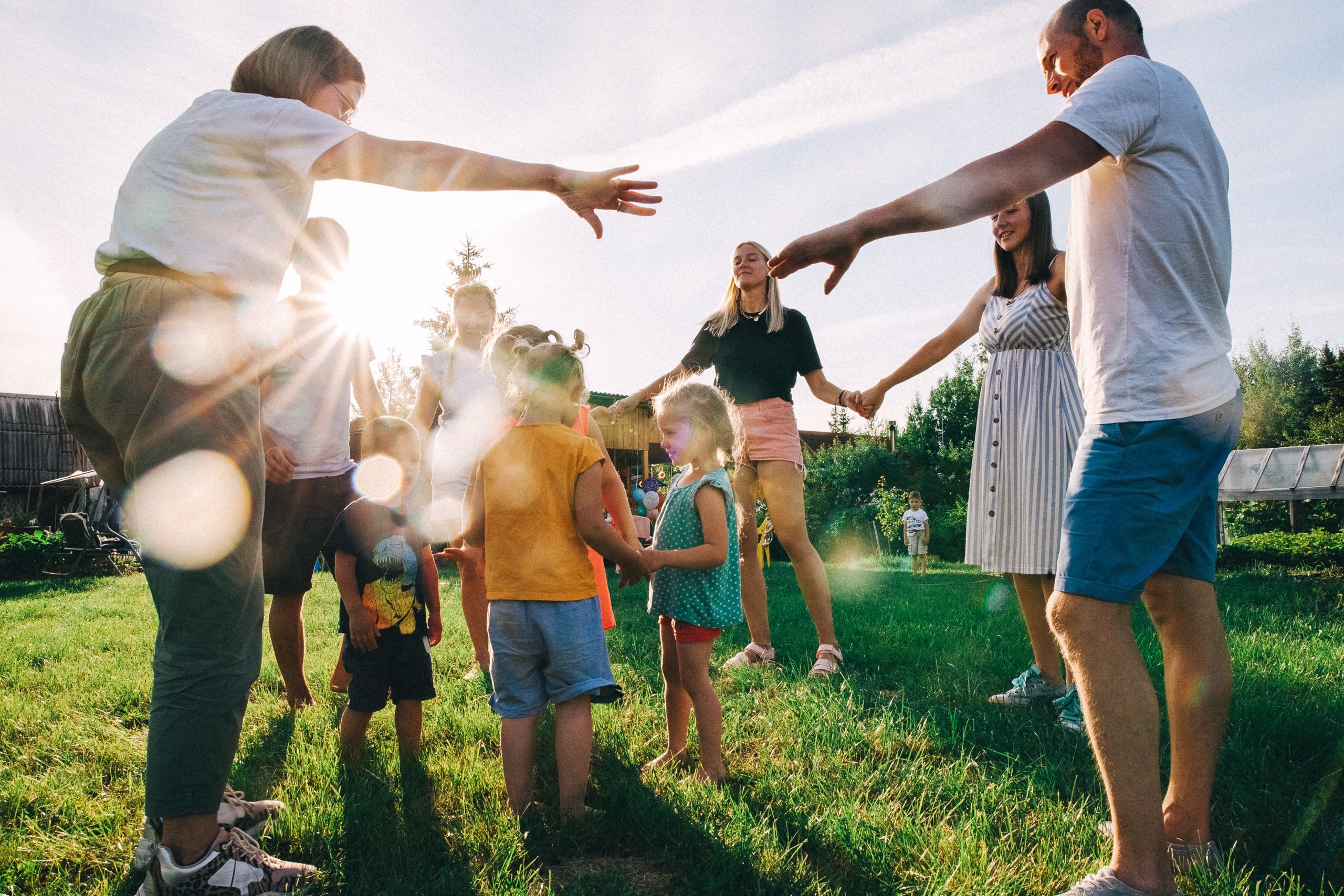 Ульяше 5 лет. Дачный деньрожденский день. Семейный фотограф, фотограф родов, репортажей фотограф в Санкт-Петербу