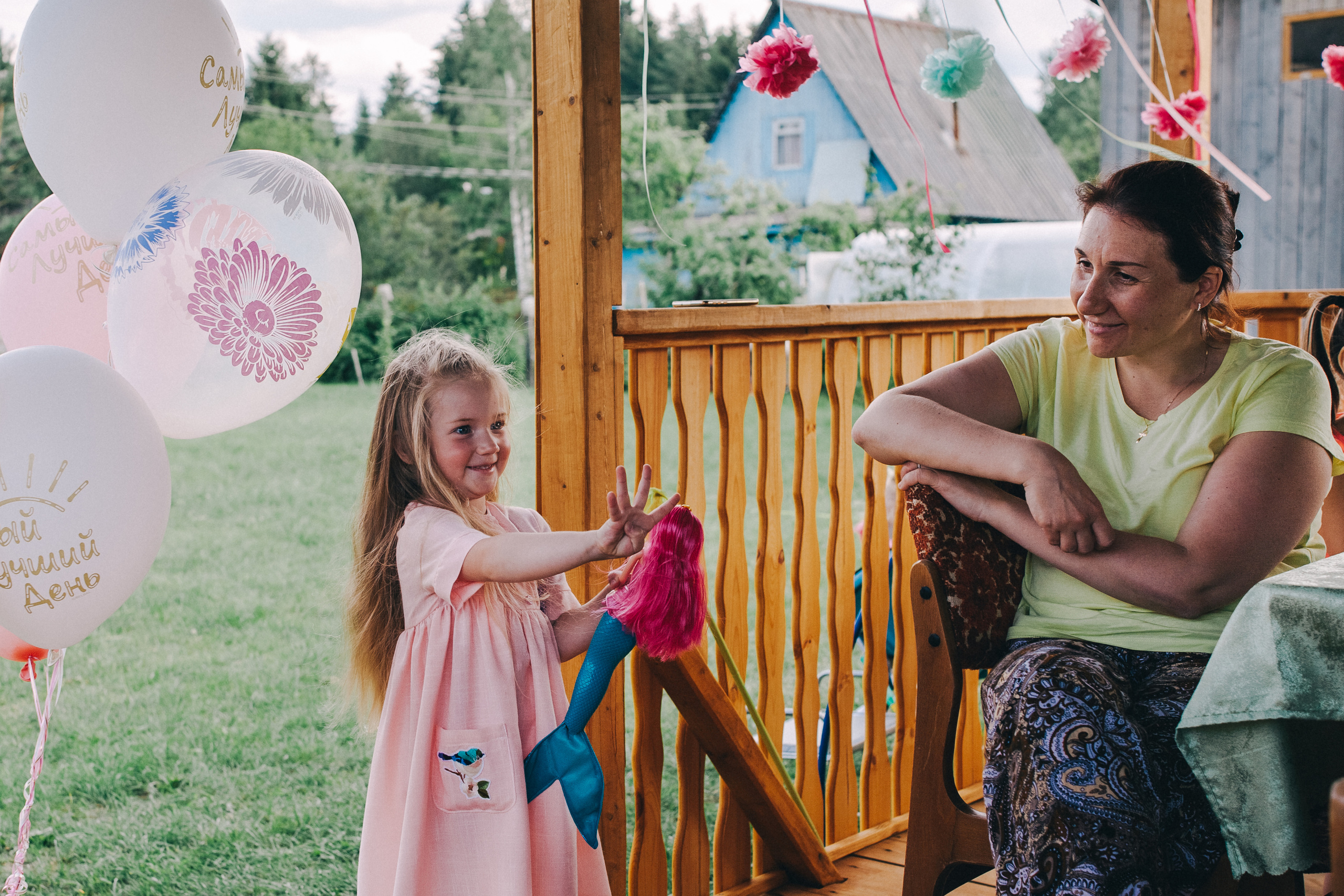 Ульяше 5 лет. Дачный деньрожденский день. Семейный фотограф, фотограф родов, репортажей фотограф в Санкт-Петербу