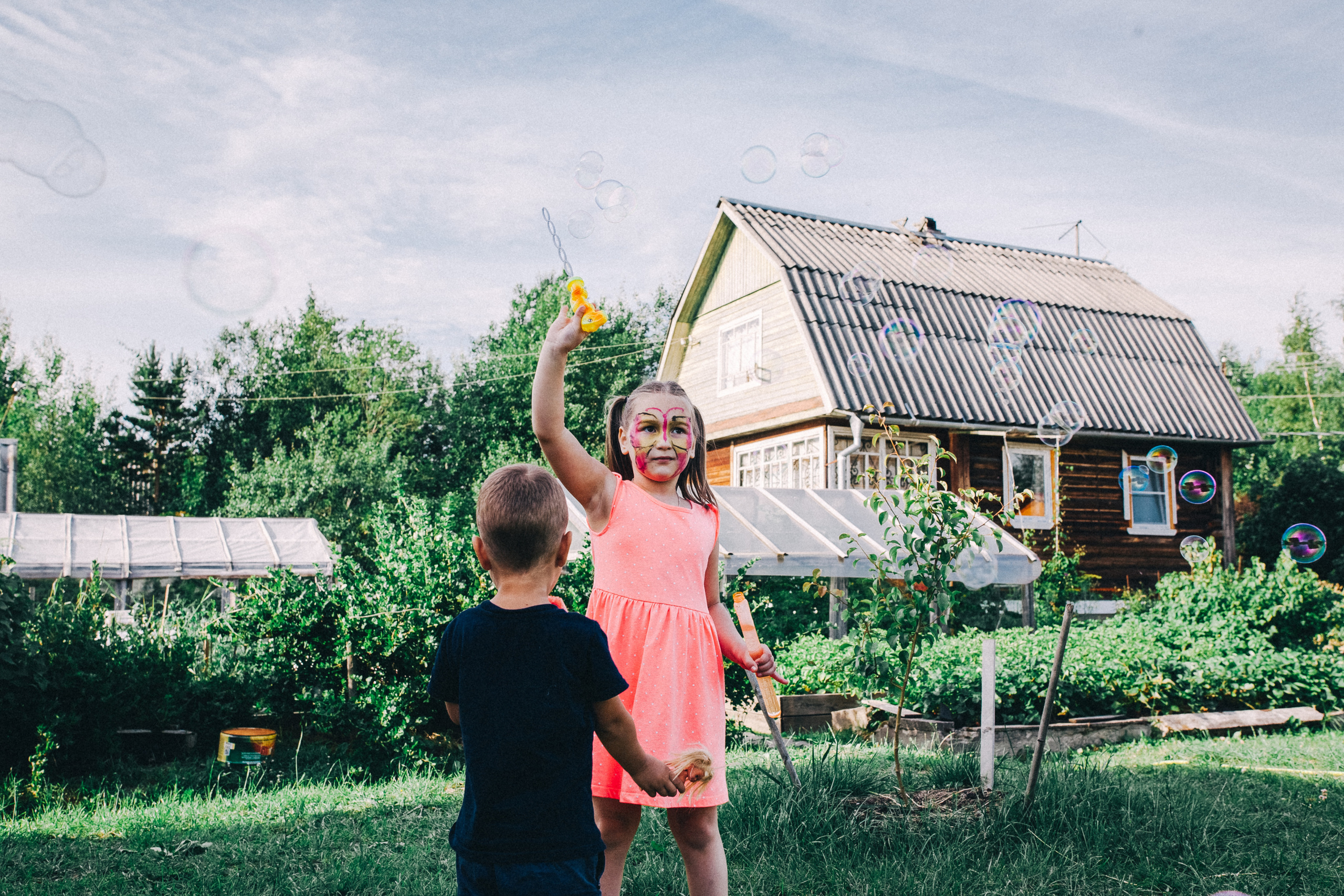 Ульяше 5 лет. Дачный деньрожденский день. Семейный фотограф, фотограф родов, репортажей фотограф в Санкт-Петербу