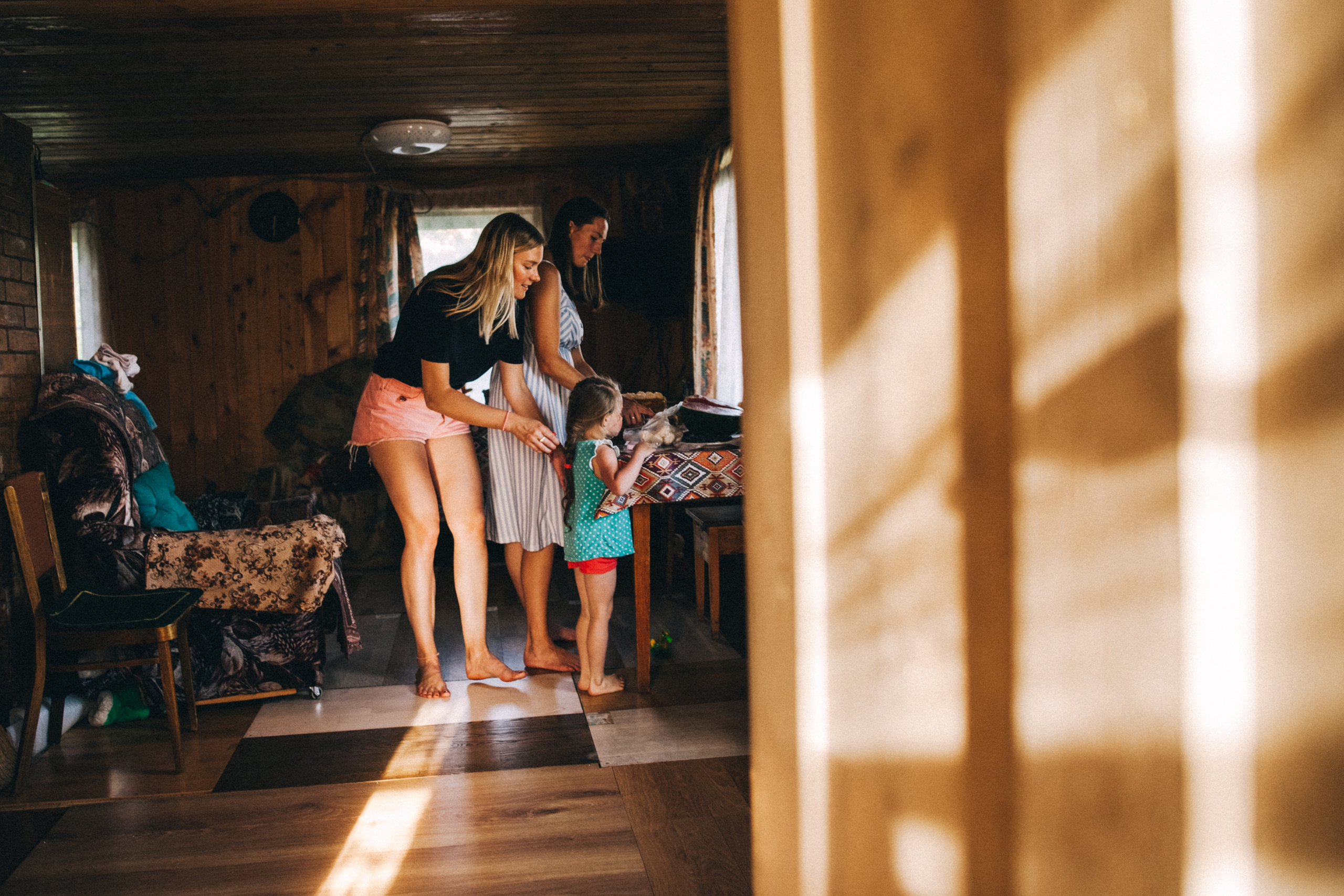 Ульяше 5 лет. Дачный деньрожденский день. Семейный фотограф, фотограф родов, репортажей фотограф в Санкт-Петербу