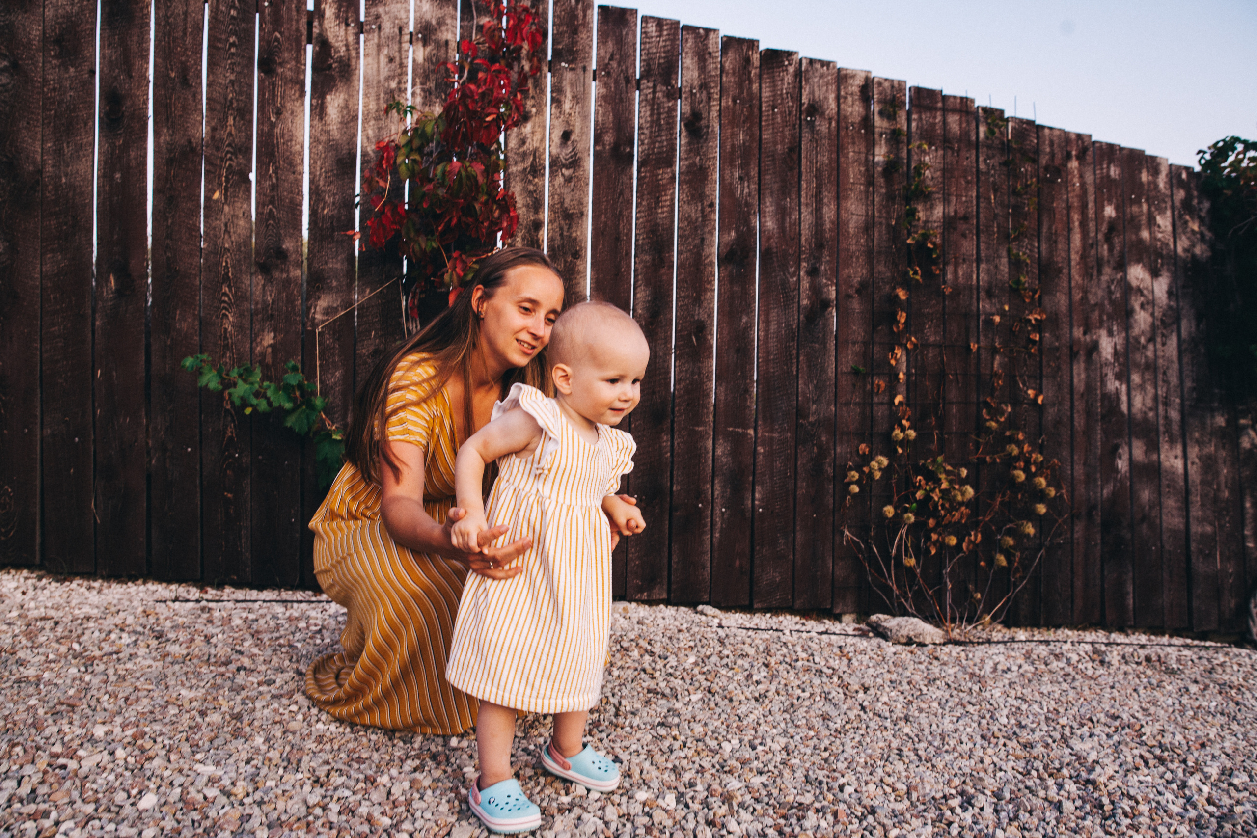 Маша и Соня. Отпуск в Крыму. Семейный фотограф, фотограф родов, репортажей фотограф в Санкт-Петербу