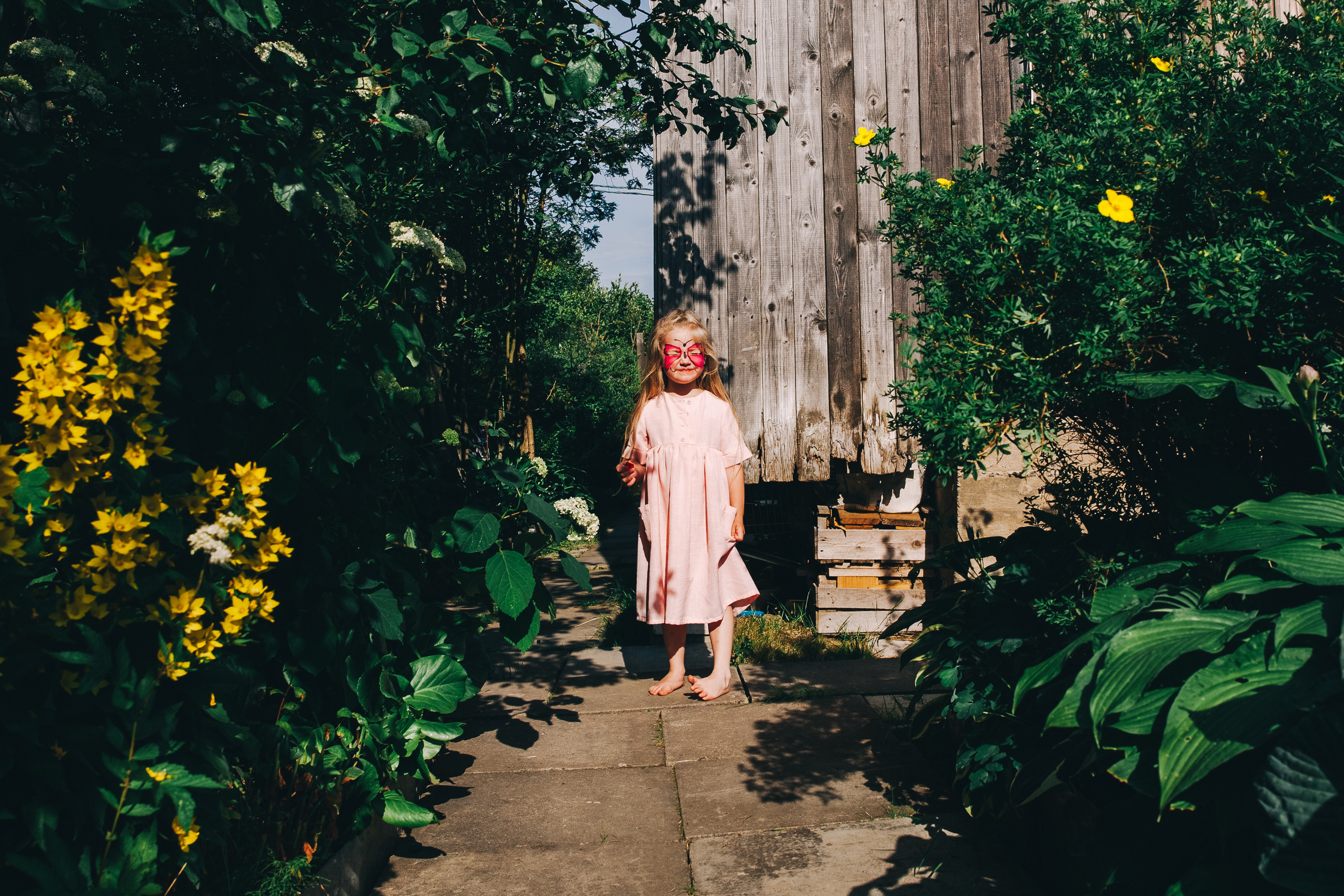 Ульяше 5 лет. Дачный деньрожденский день. Семейный фотограф, фотограф родов, репортажей фотограф в Санкт-Петербу